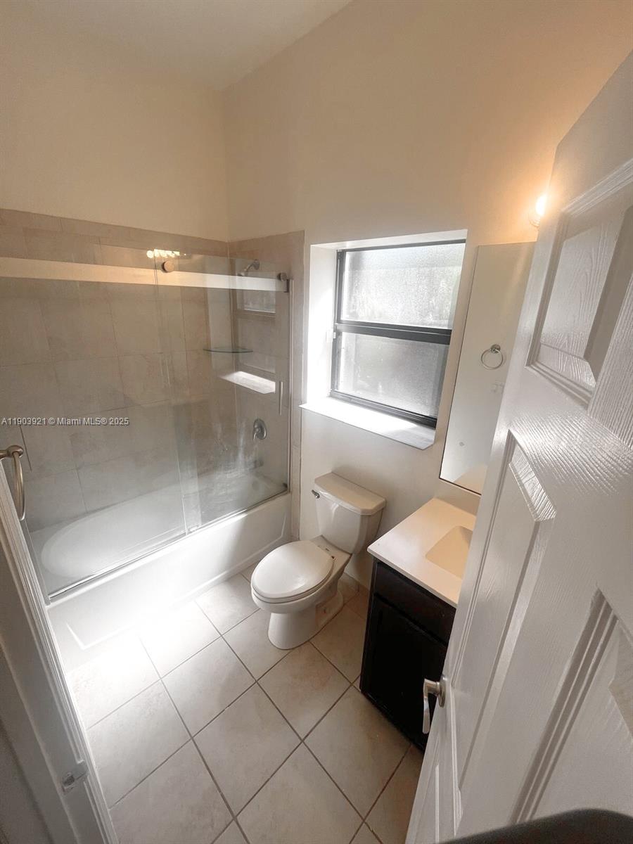 116 Ne 25th Ter 0 Property Photo 8
