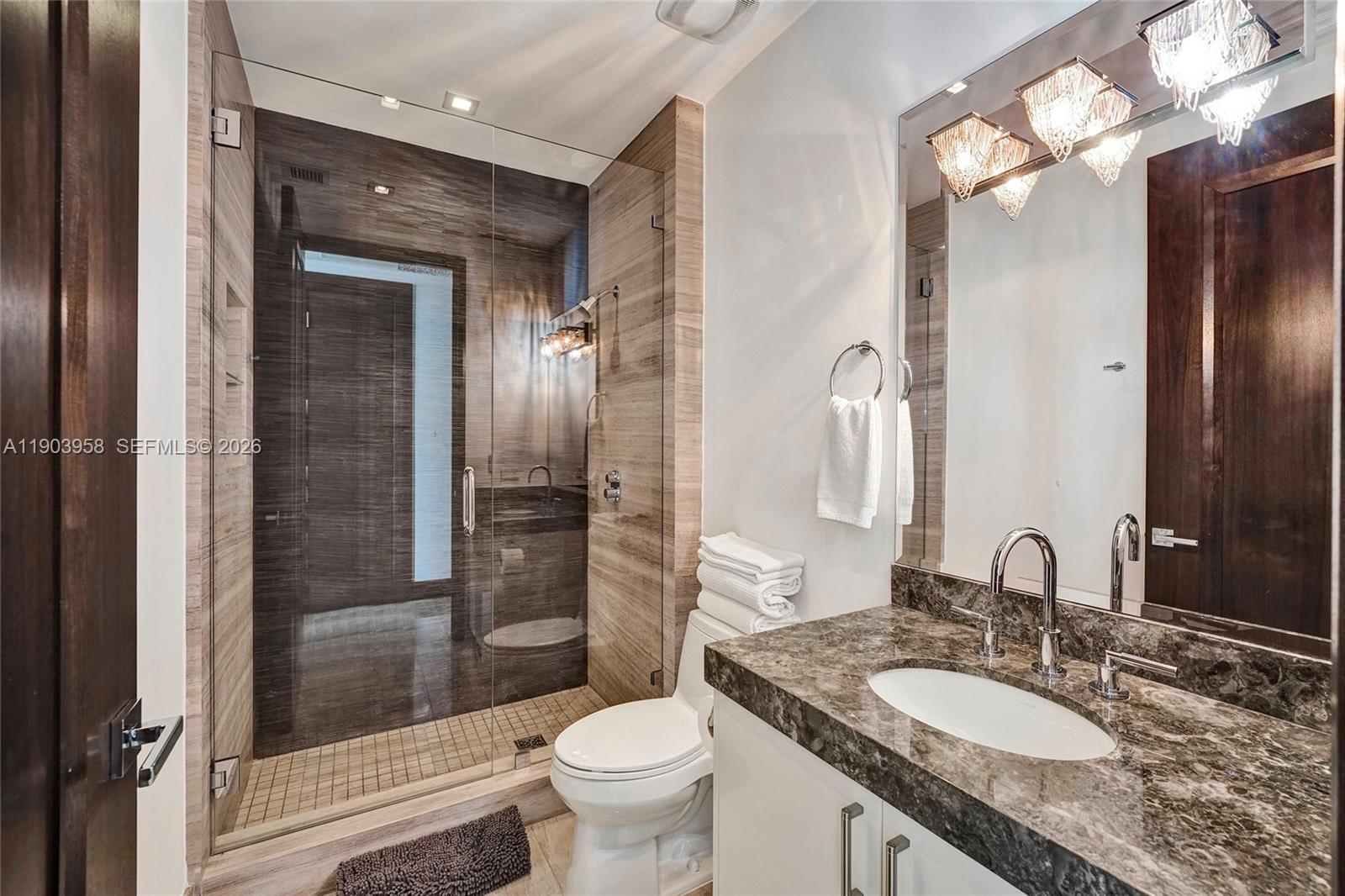 17749 Collins 1402 Property Photo 64