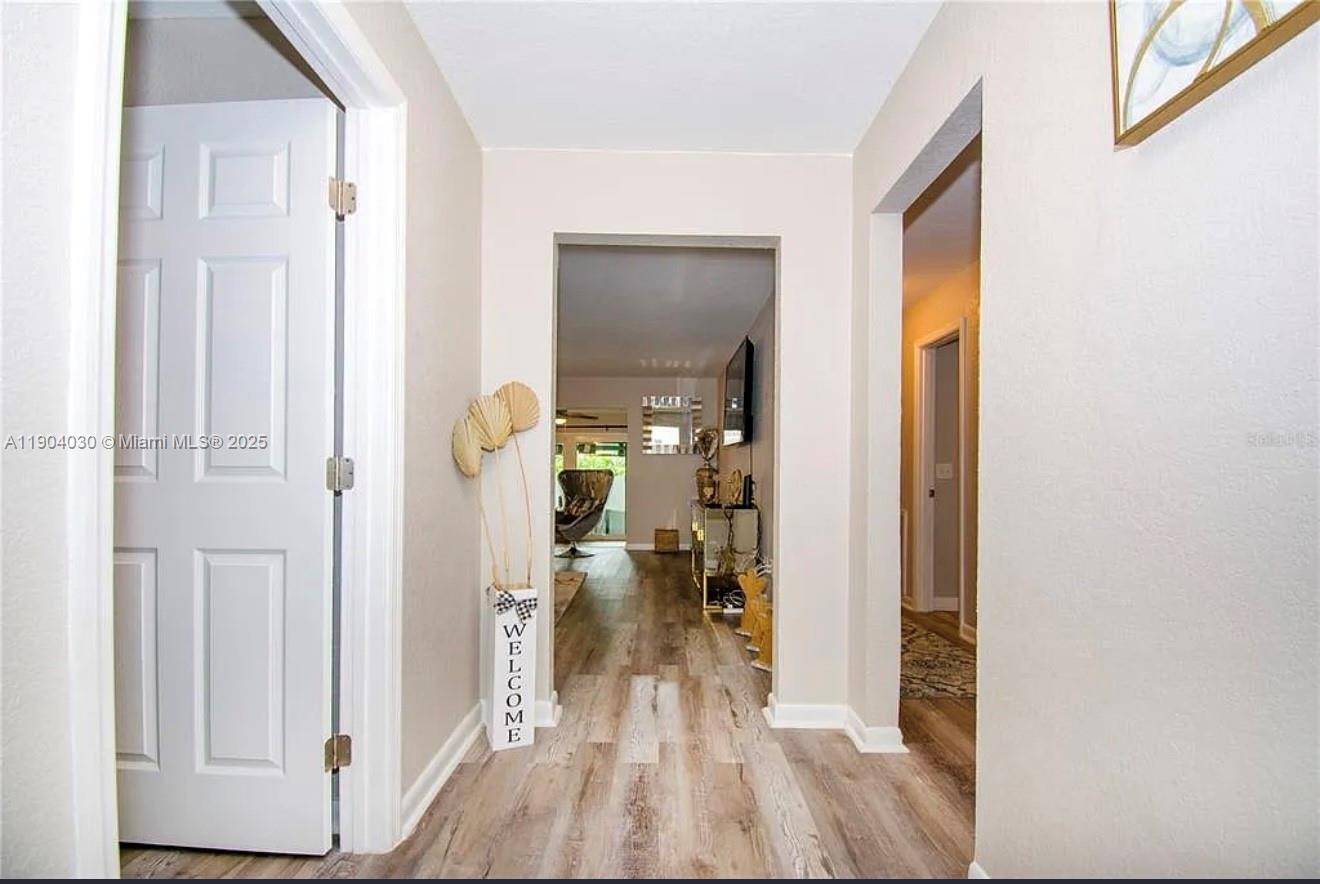 A11904030 Property Photo 3