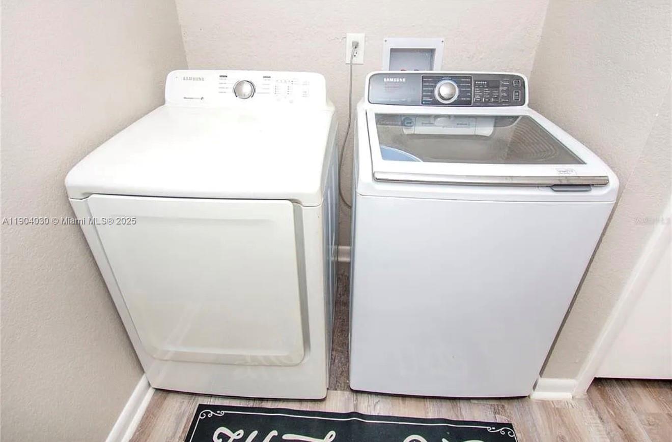 A11904030 Property Photo 16