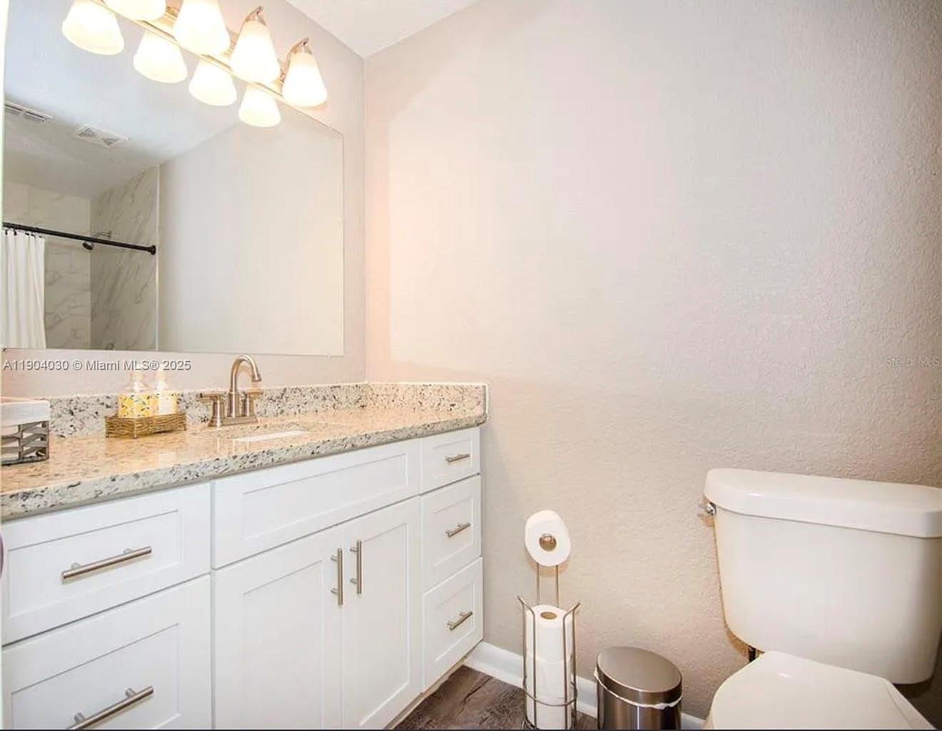 A11904030 Property Photo 22