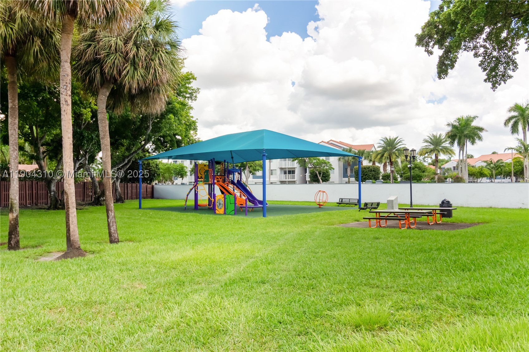 17230 Nw 64th Ave - Property Photo 60