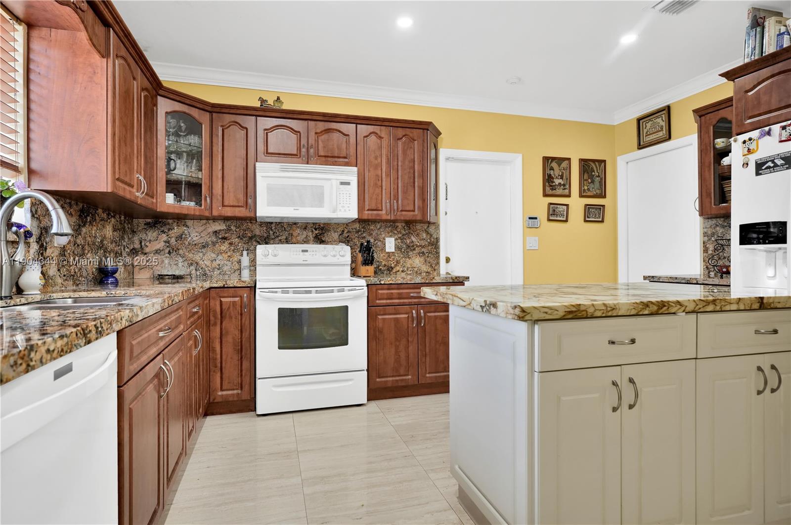 1407 San Marco Ave Property Photo 7
