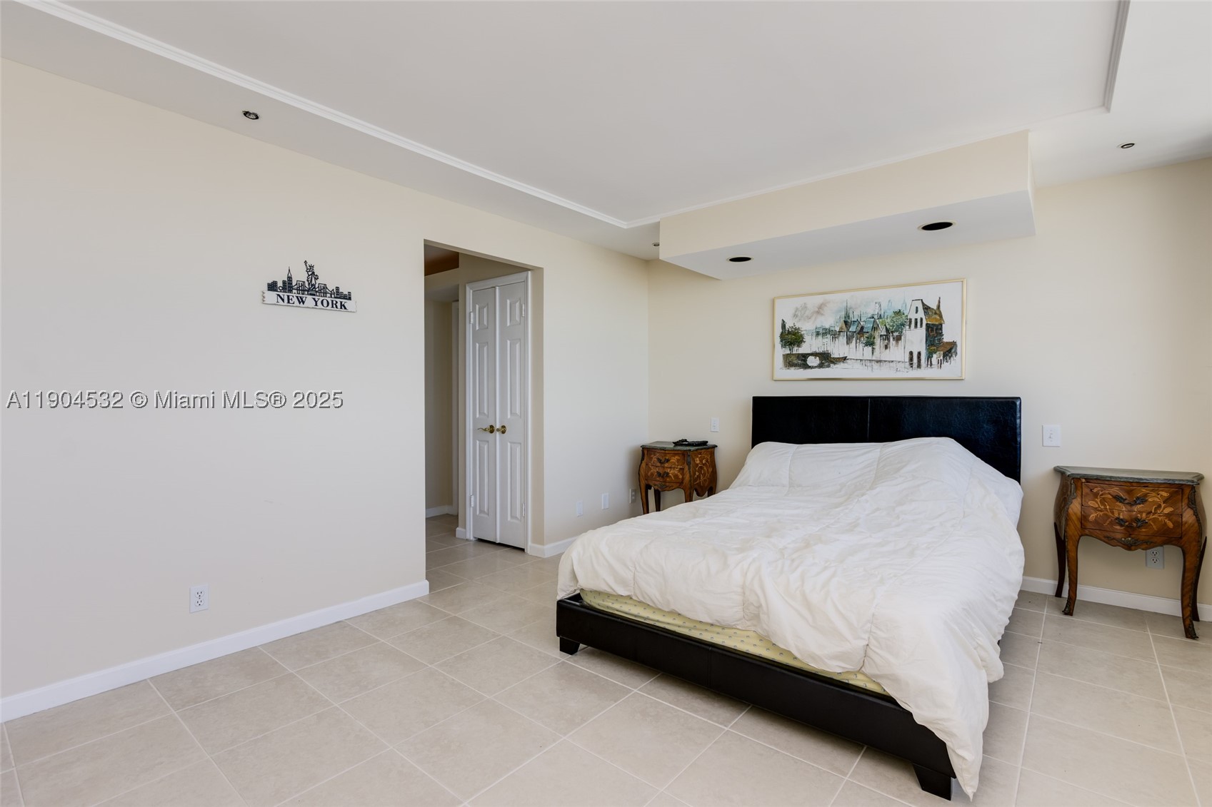 1410 S Ocean Dr 1702 Property Photo 7