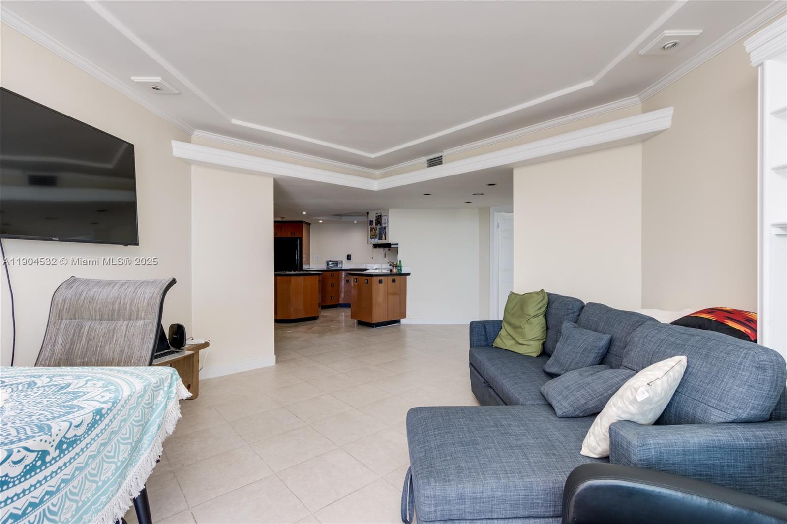 1410 S Ocean Dr 1702 Property Photo 15