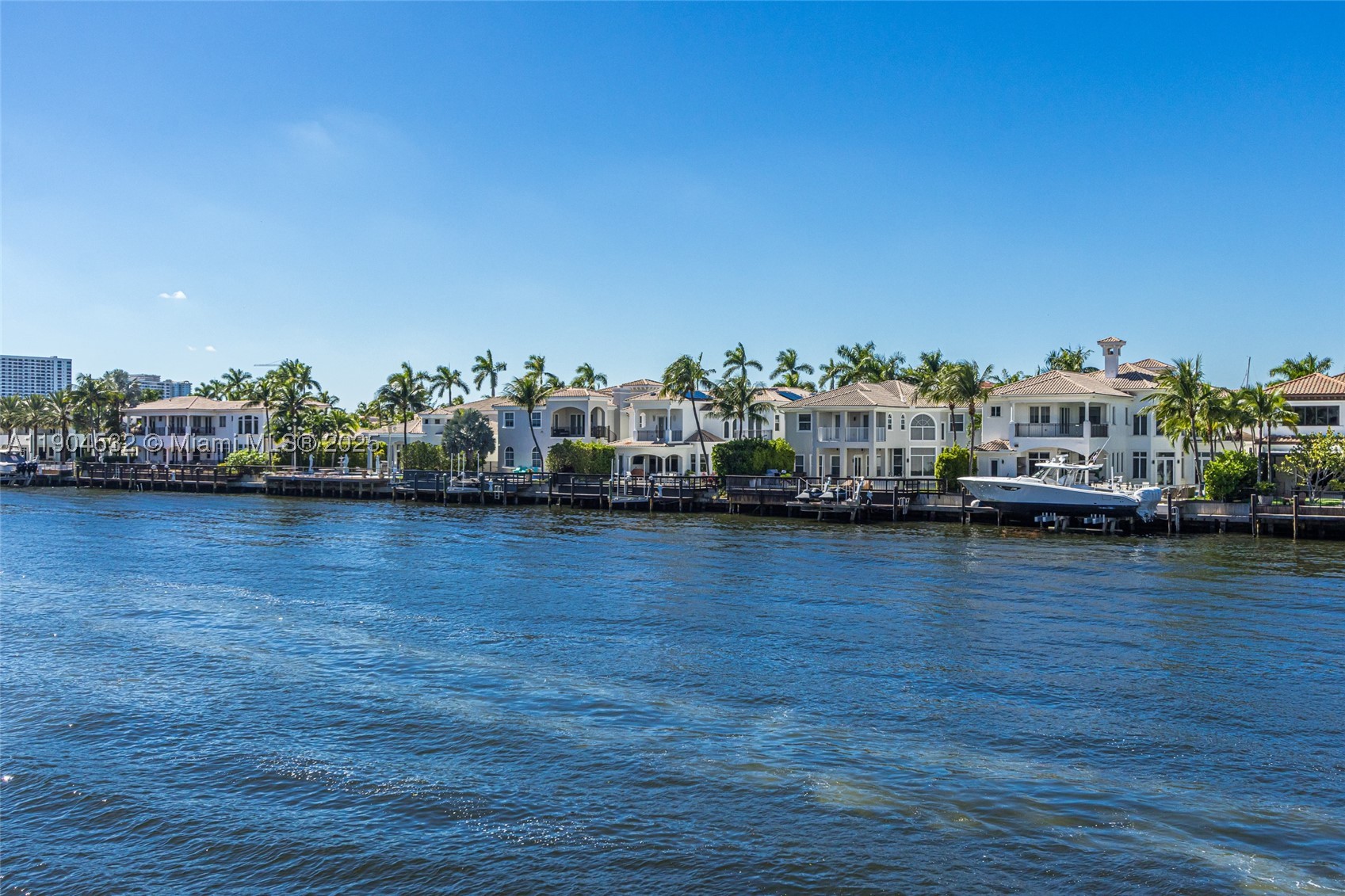 1410 S Ocean Dr 1702 Property Photo 22