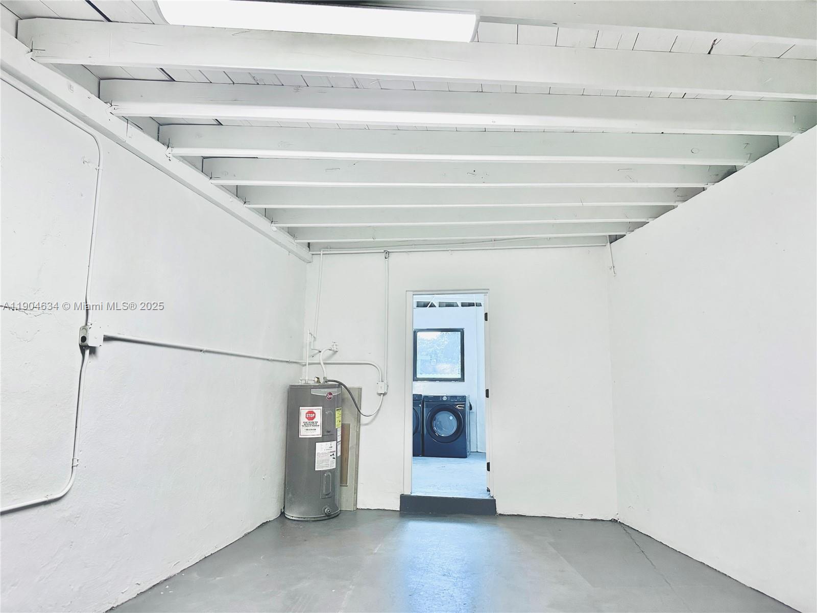 20 Ne 135th St Property Photo 17