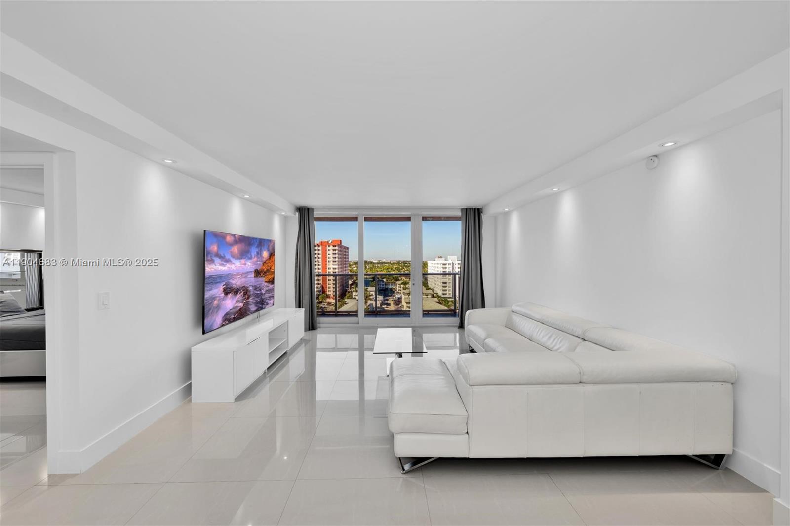 3140 S Ocean Dr 1011 Property Photo 1
