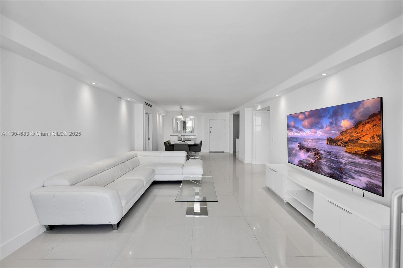3140 S Ocean Dr 1011 Property Photo 13