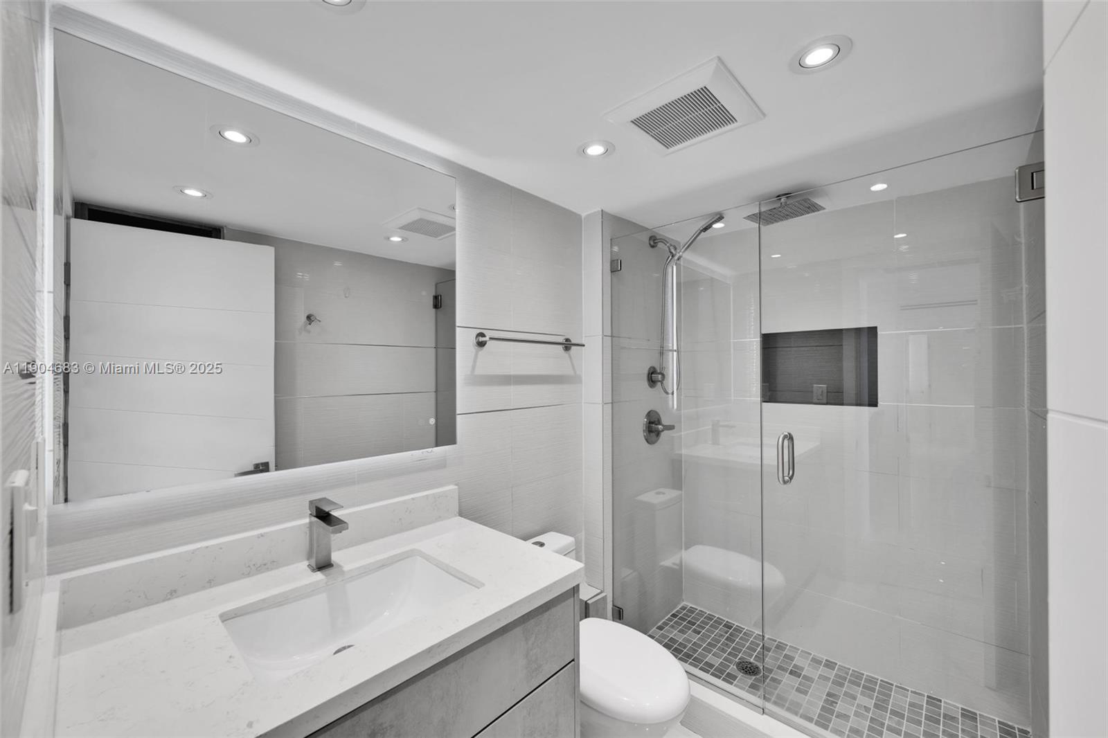 3140 S Ocean Dr 1011 Property Photo 25