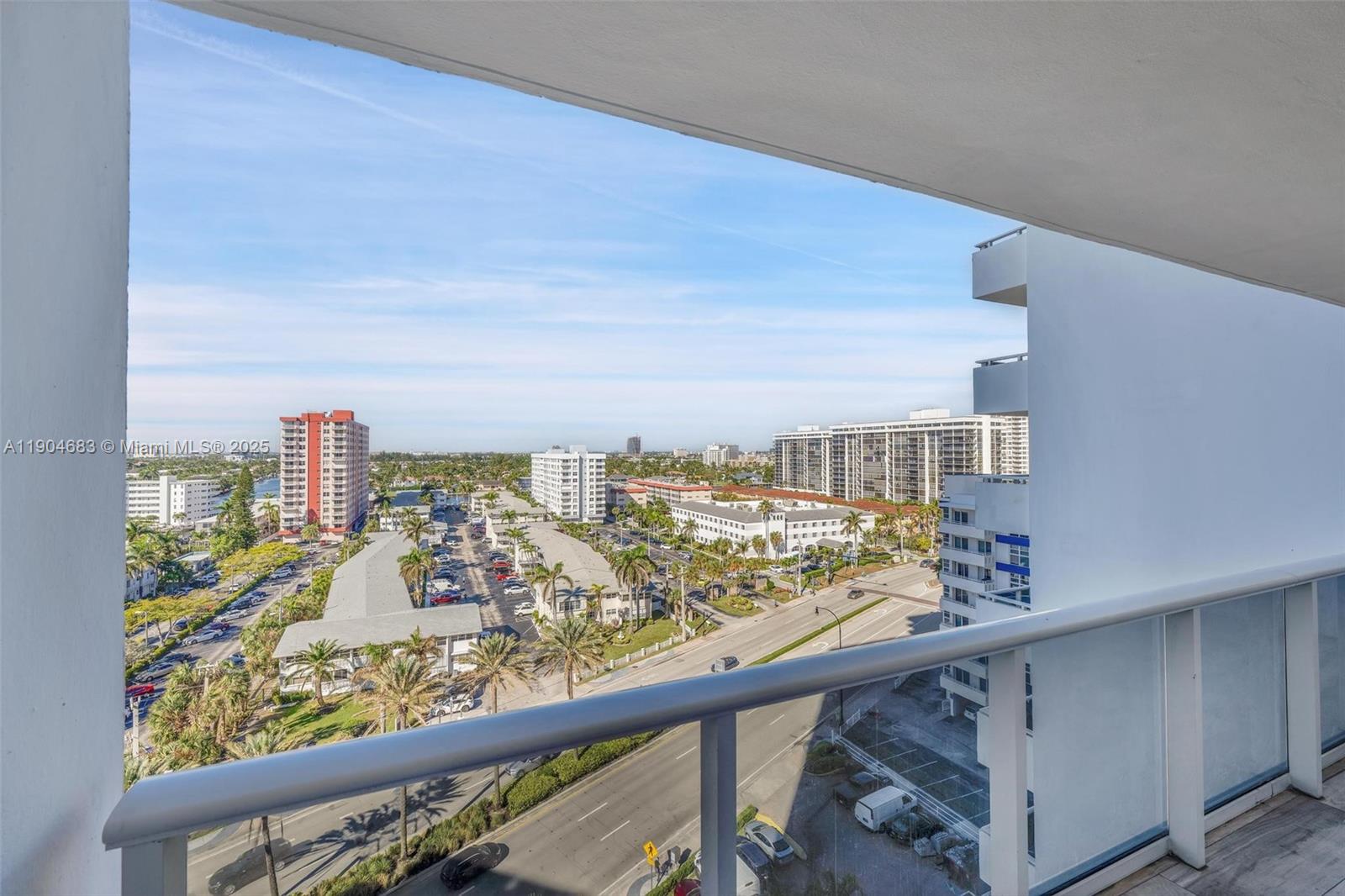 3140 S Ocean Dr 1011 Property Photo 28