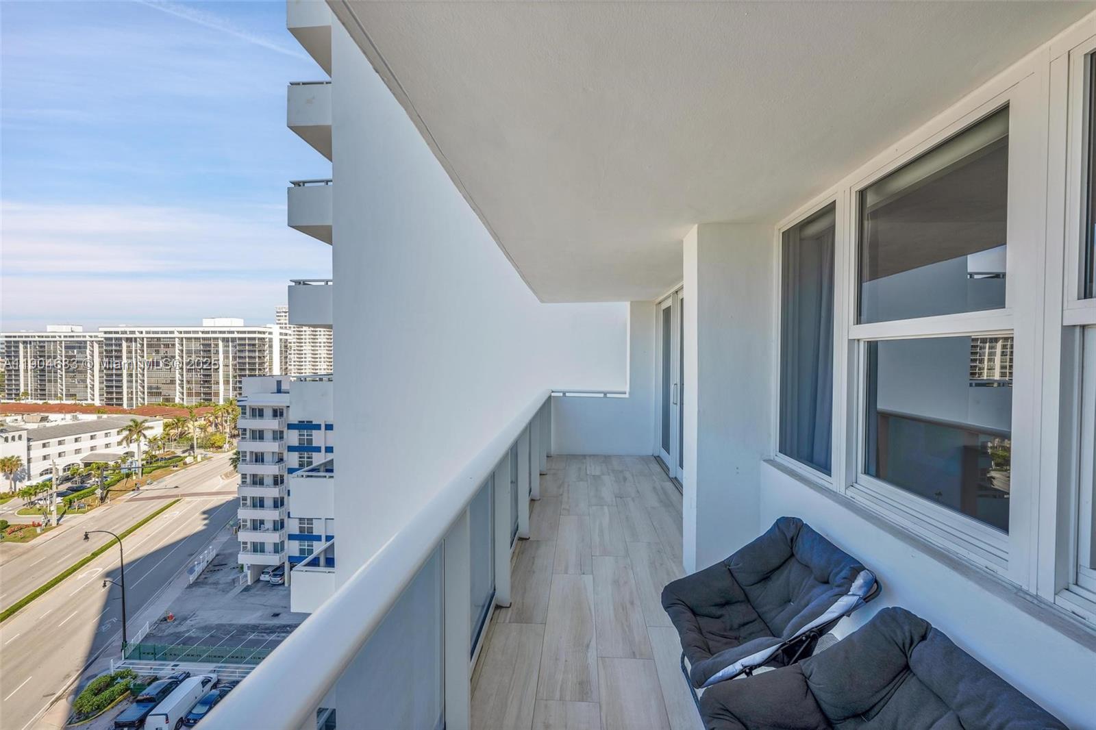 3140 S Ocean Dr 1011 Property Photo 31
