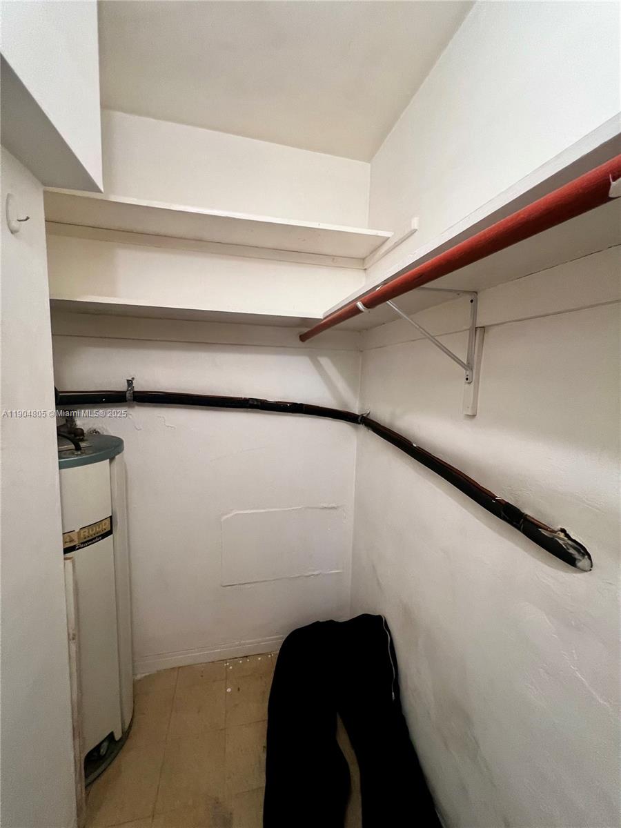 1501 Arthur St 7 Property Photo 10