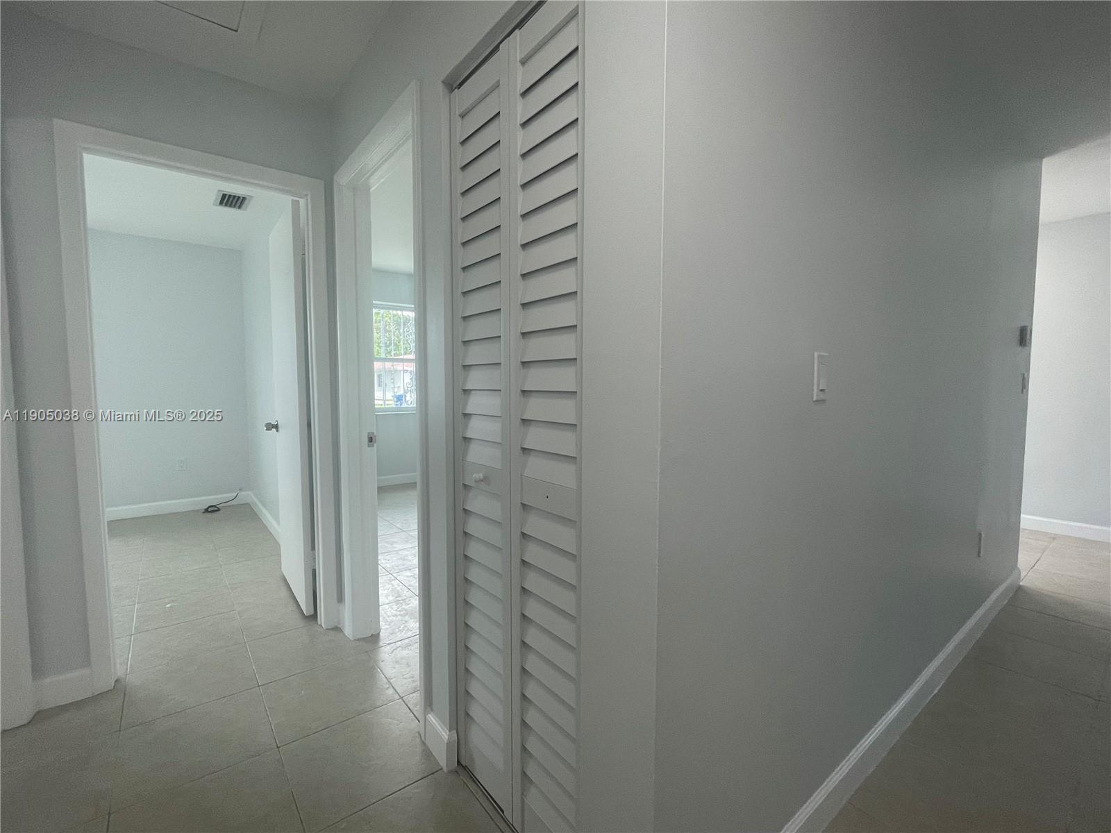 2260 Nw 61st St Property Photo 11