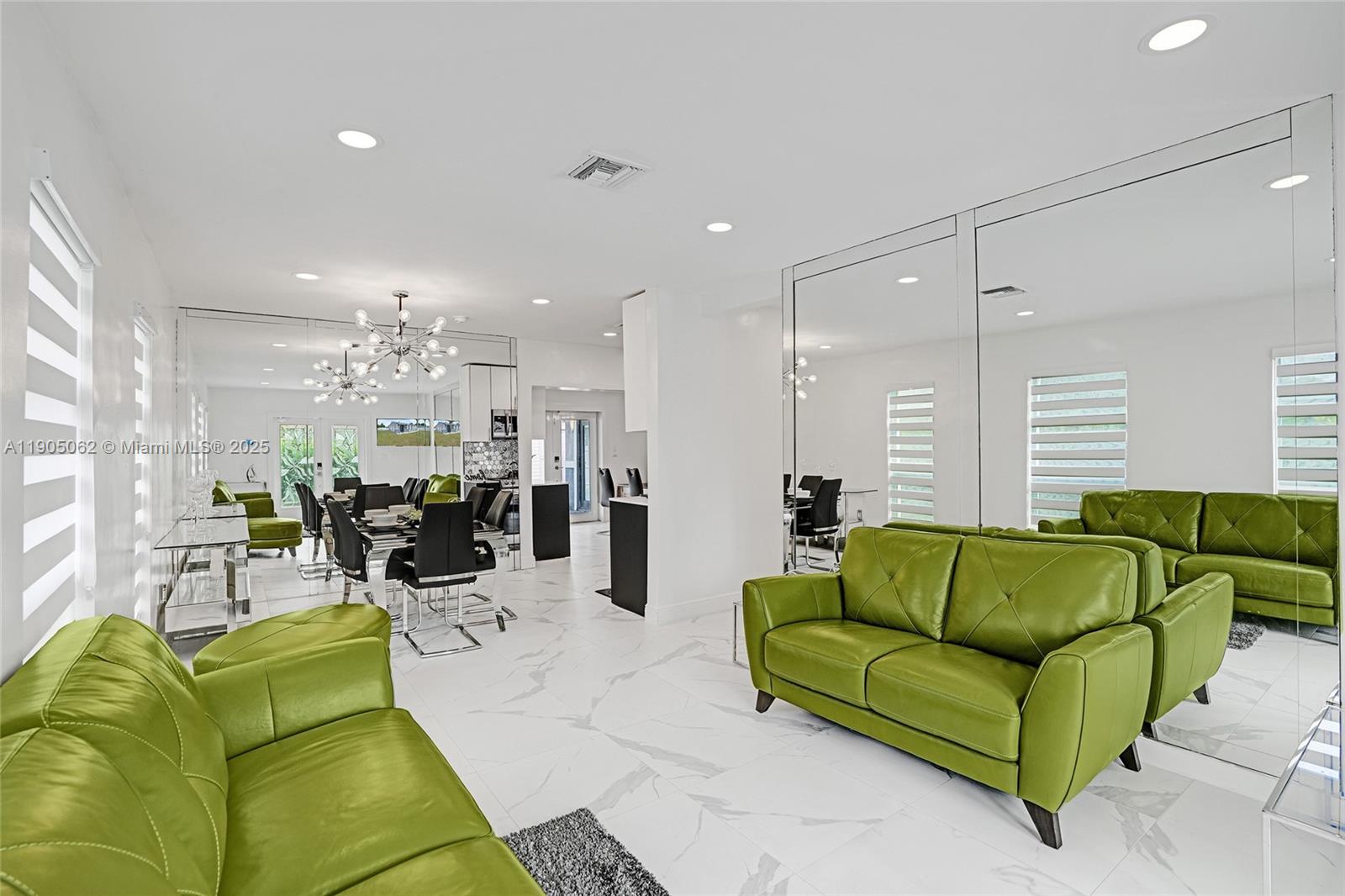 1285 Nw 86th St Property Photo 3