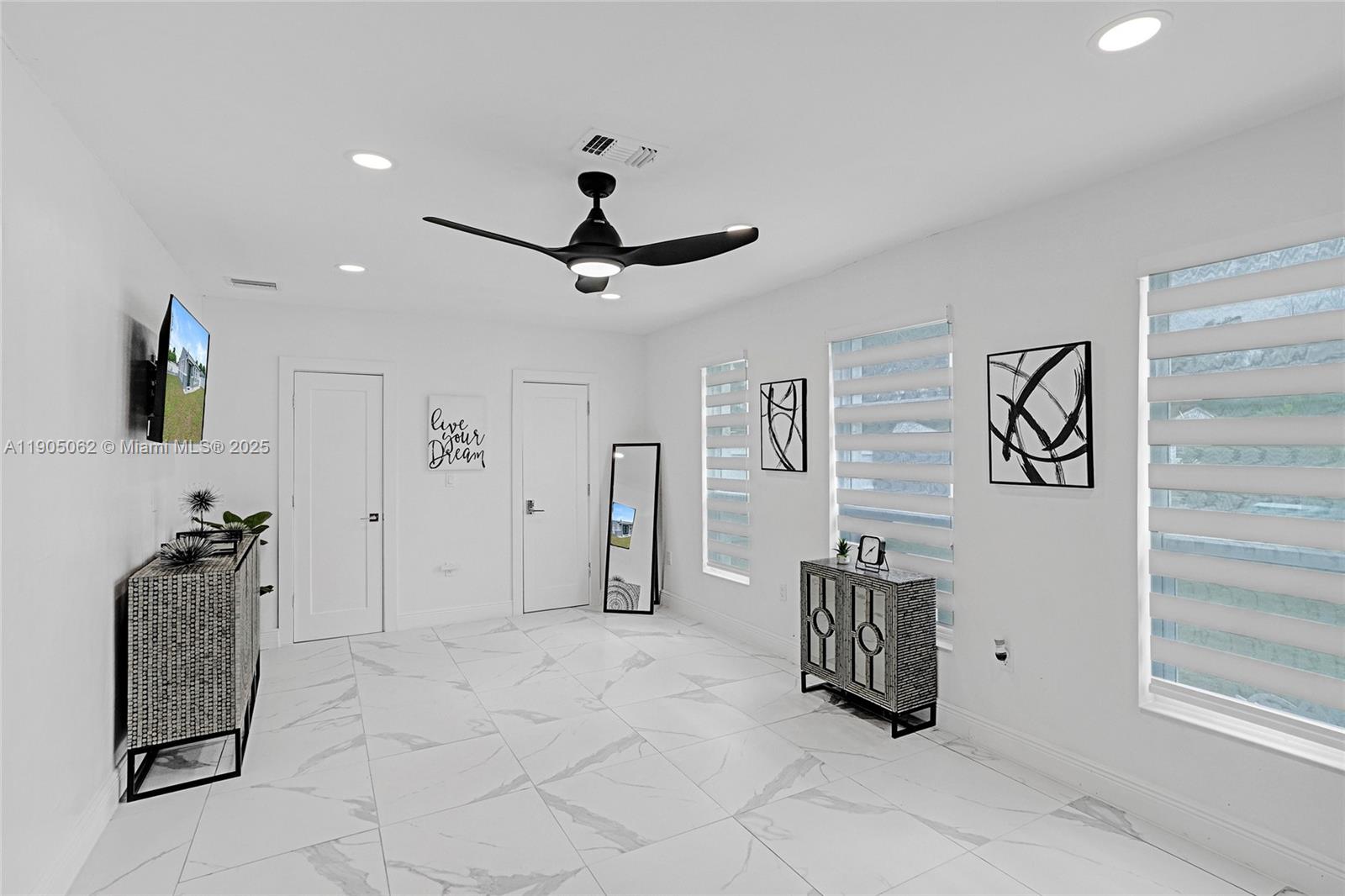 1285 Nw 86th St Property Photo 7