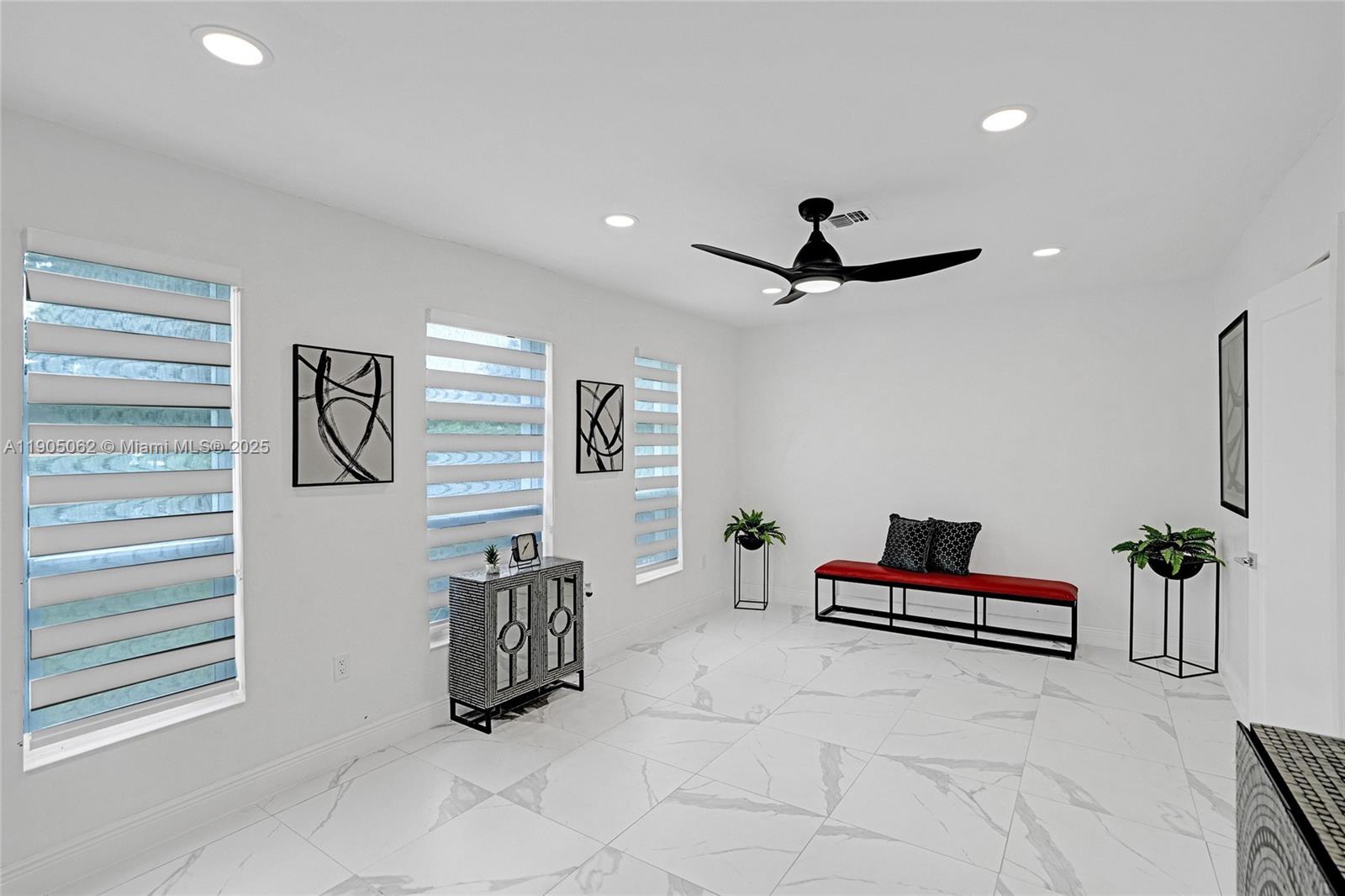 1285 Nw 86th St Property Photo 9