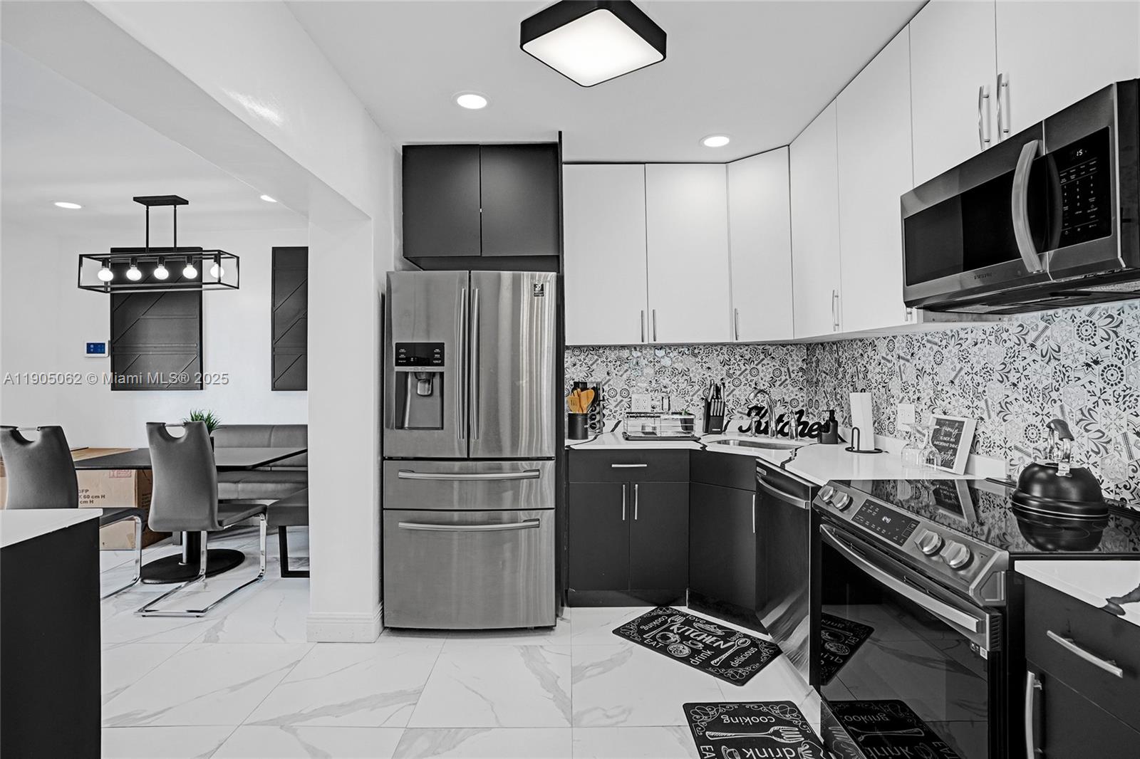 1285 Nw 86th St Property Photo 26