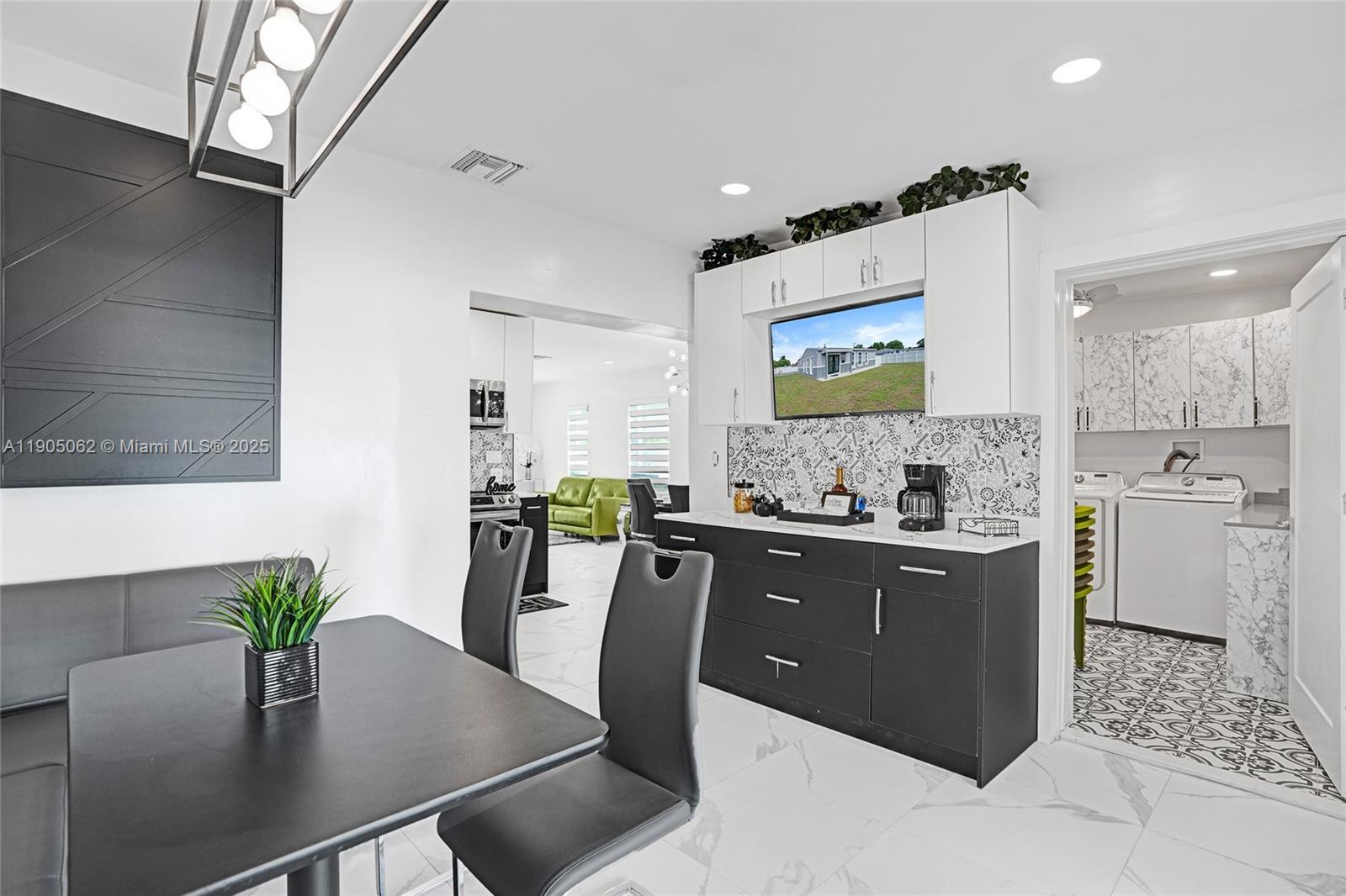 1285 Nw 86th St Property Photo 29