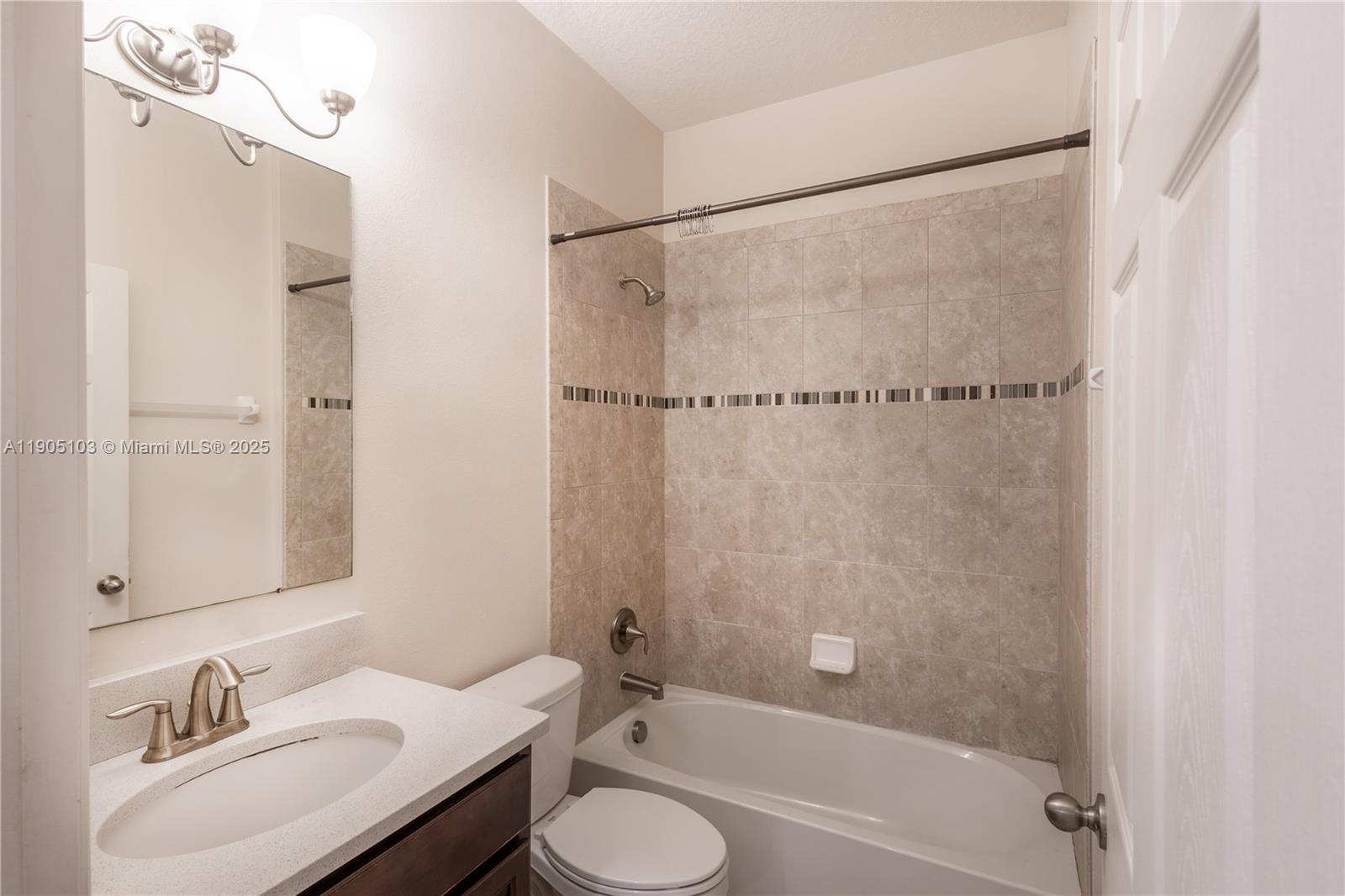 2547 Saint Lucia Cir Property Photo 30