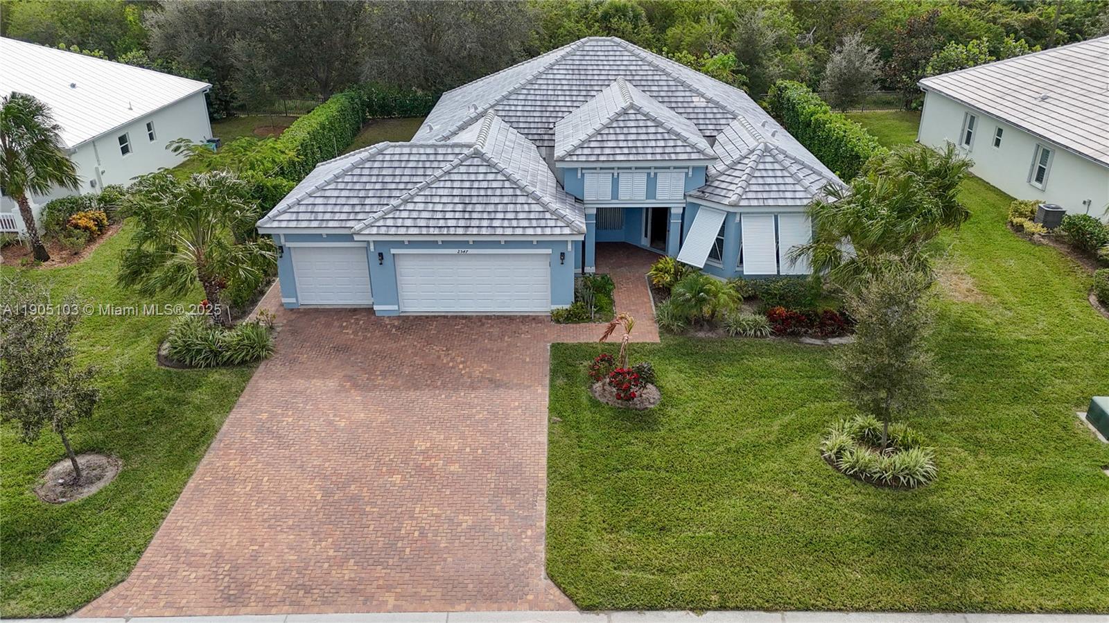 2547 Saint Lucia Cir Property Photo 41