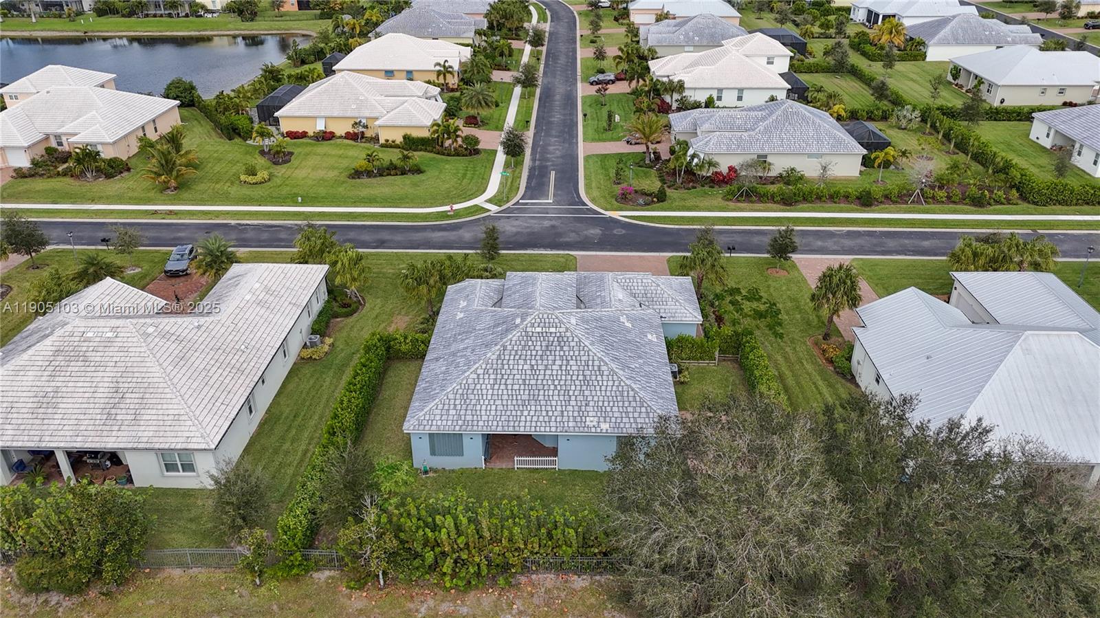 2547 Saint Lucia Cir Property Photo 45