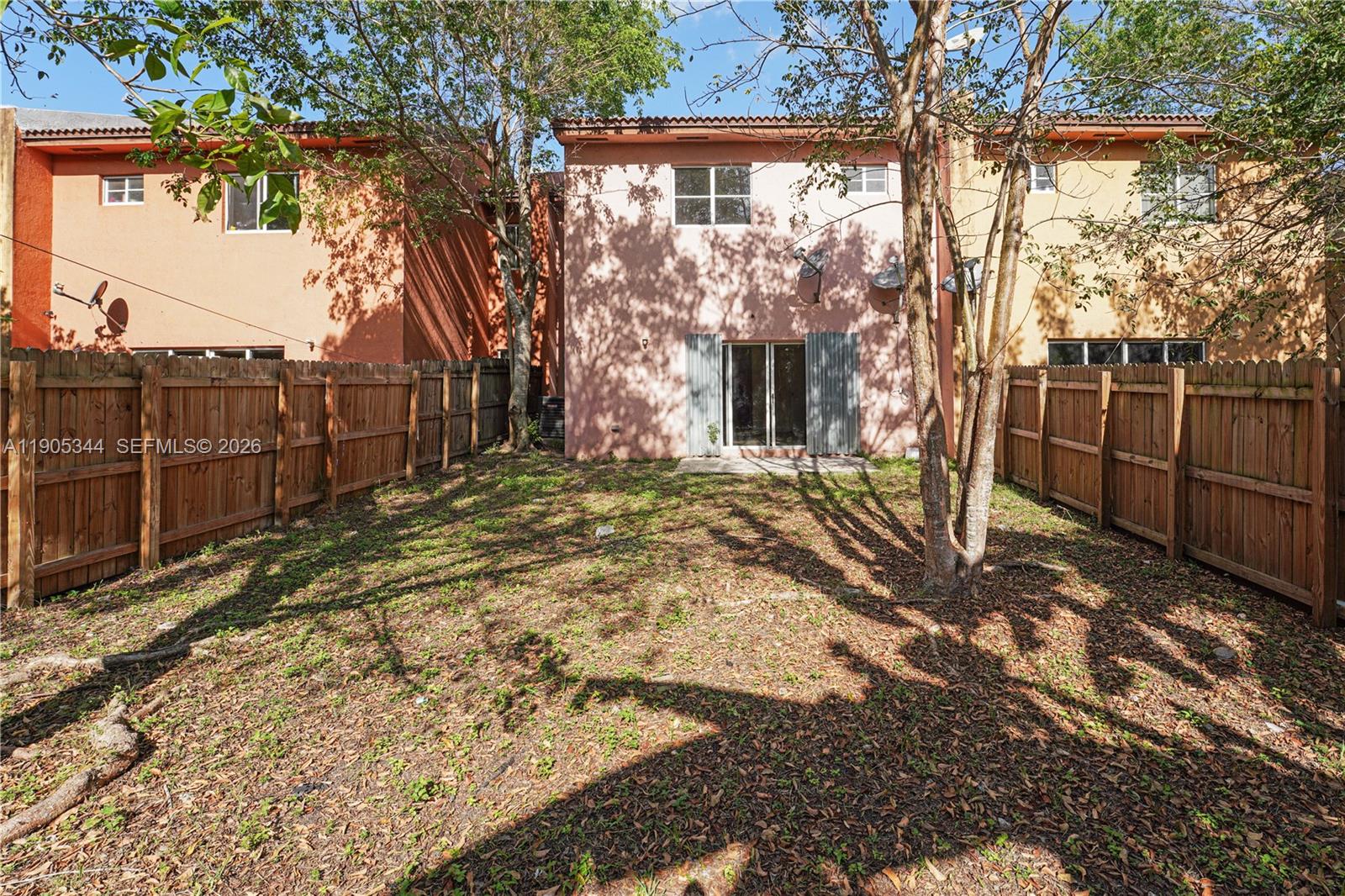 A11905344 Property Photo 8