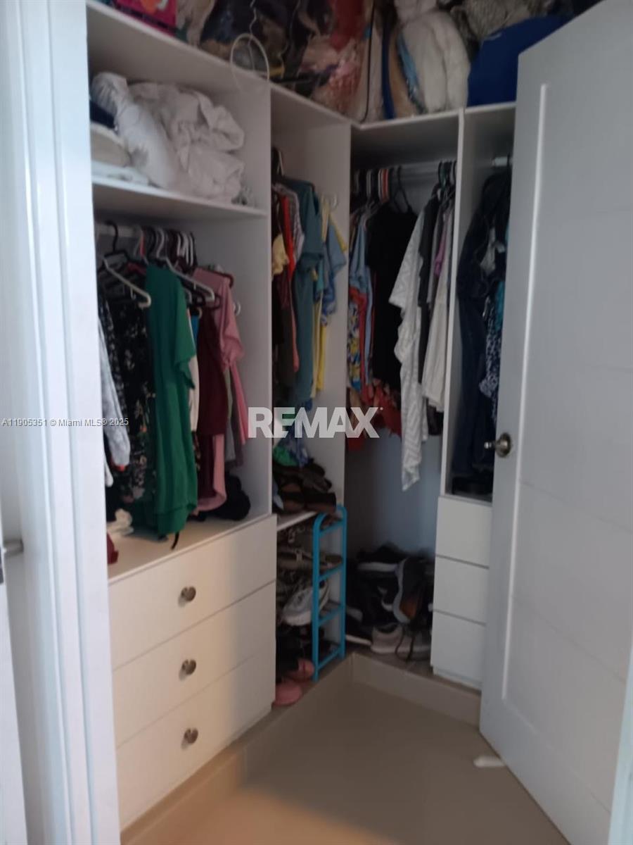 A11905351 Property Photo 2