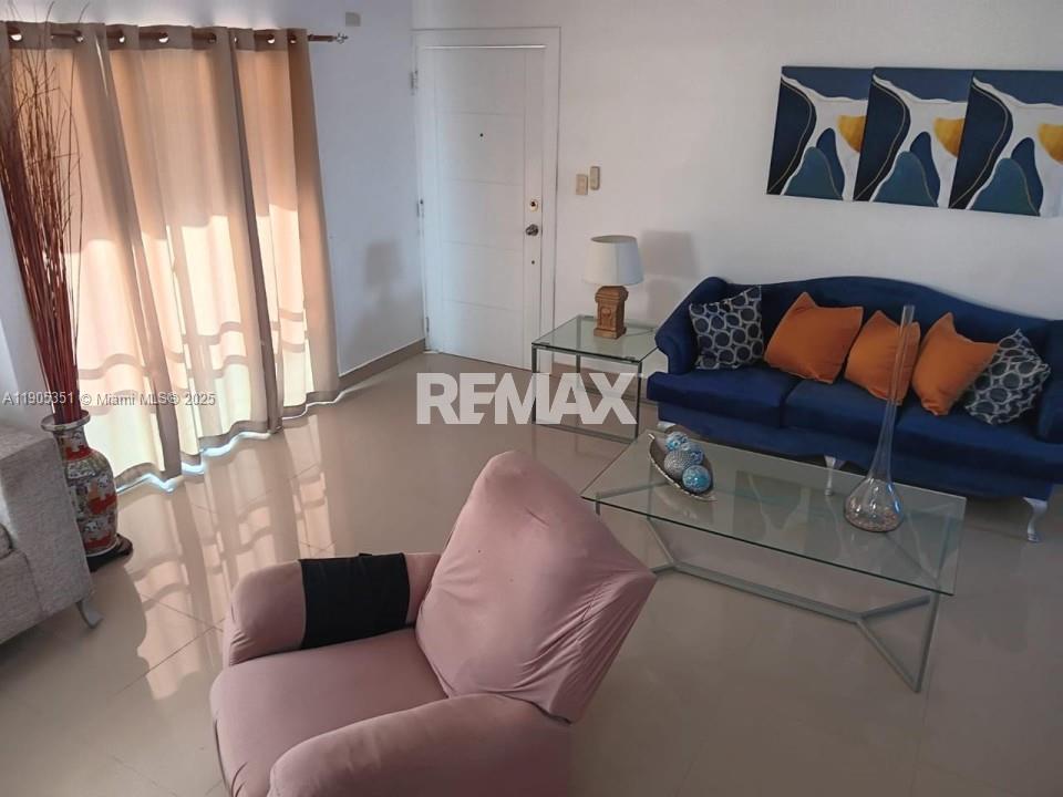 A11905351 Property Photo 8