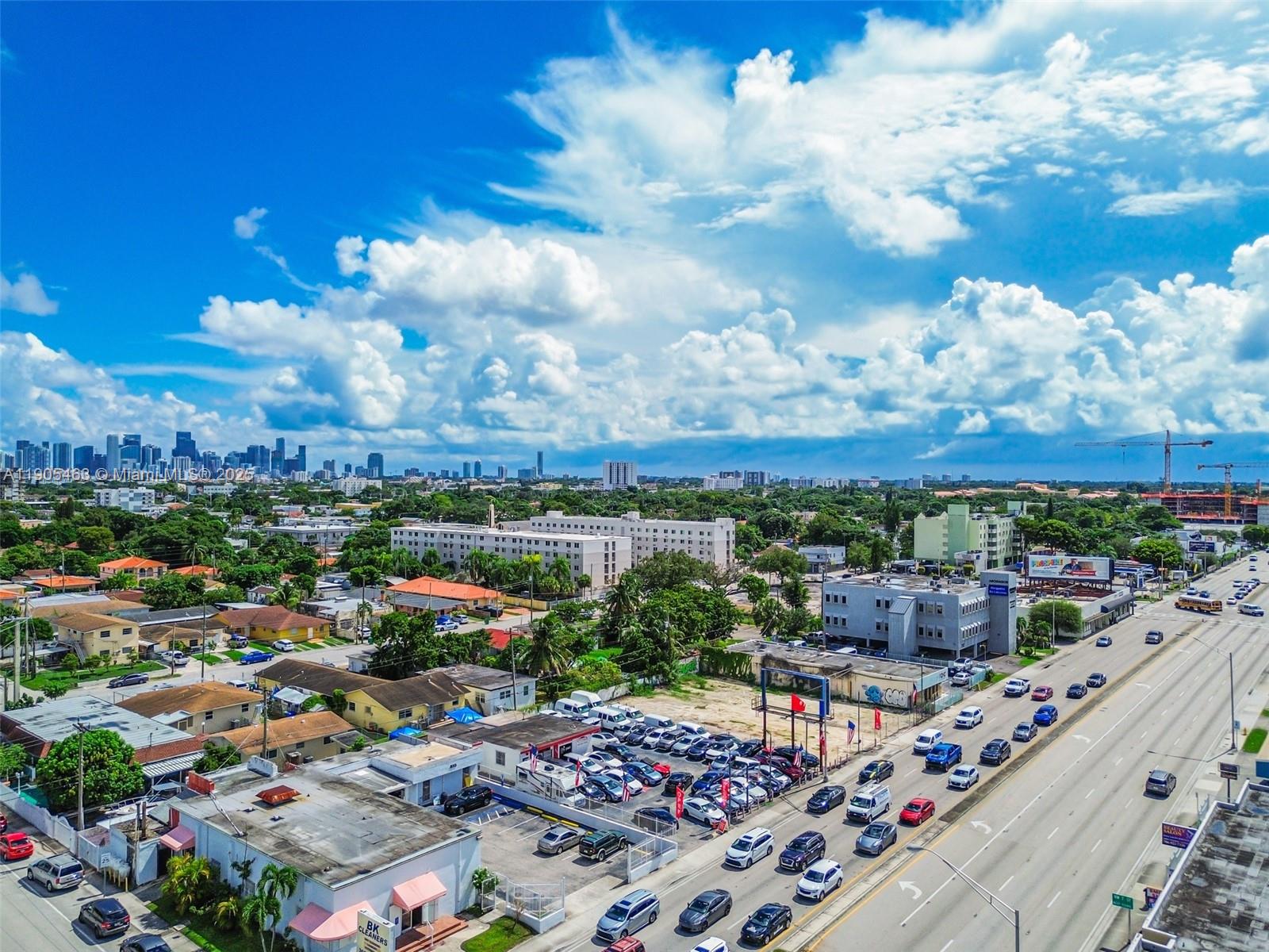 A11905463 Property Photo 16