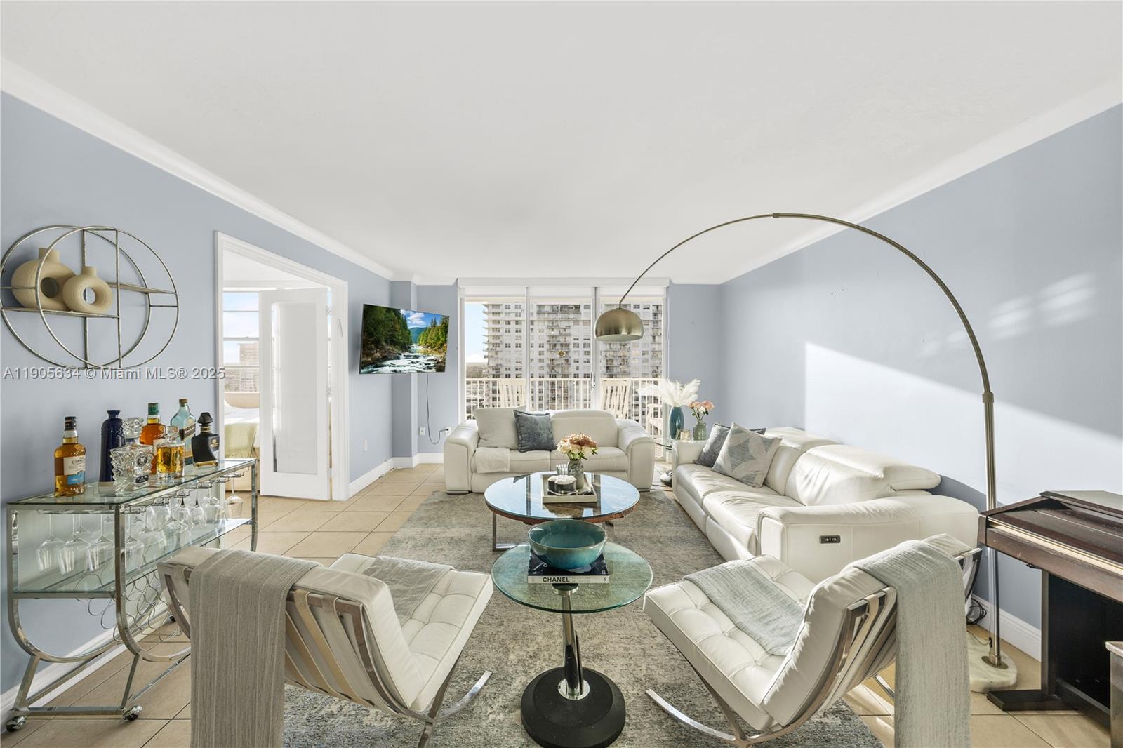 2851 NE 183rd ST 1514E Property Photo 1