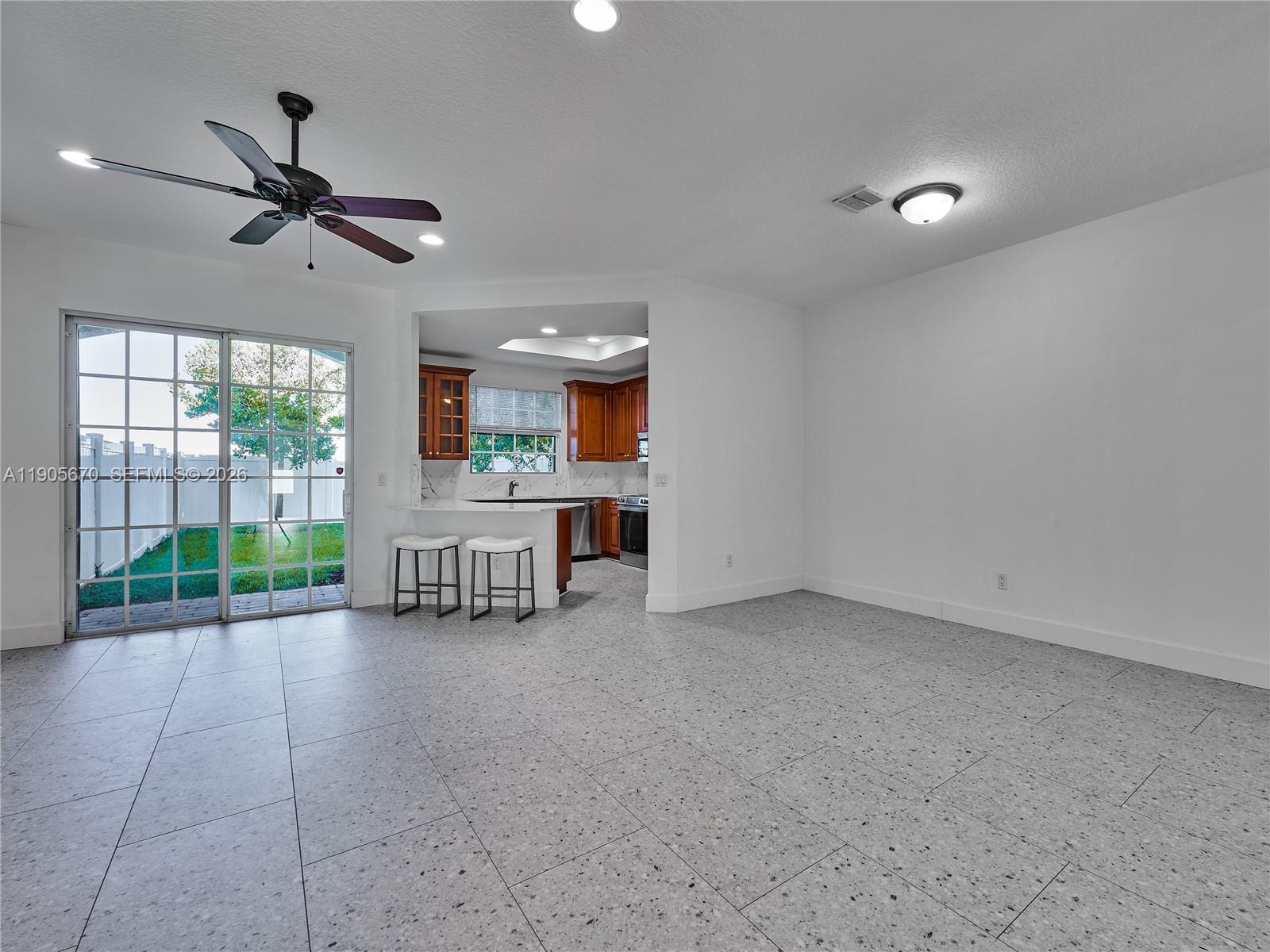 475 Ocean Ridge Way Property Photo 14