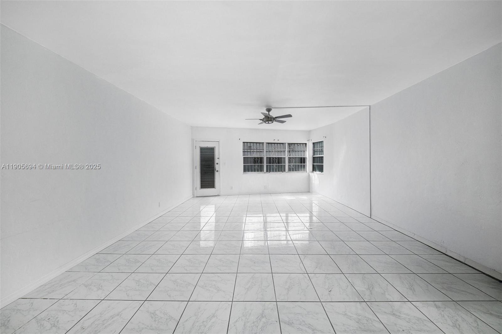 7712 Byron Ave 2 Property Photo 7