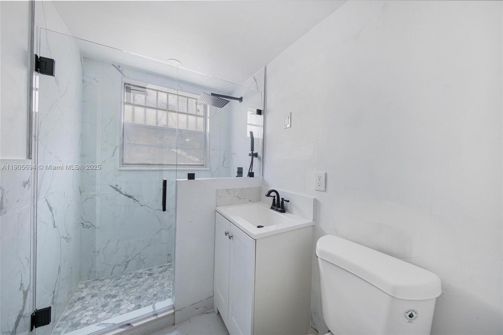 7712 Byron Ave 2 Property Photo 15