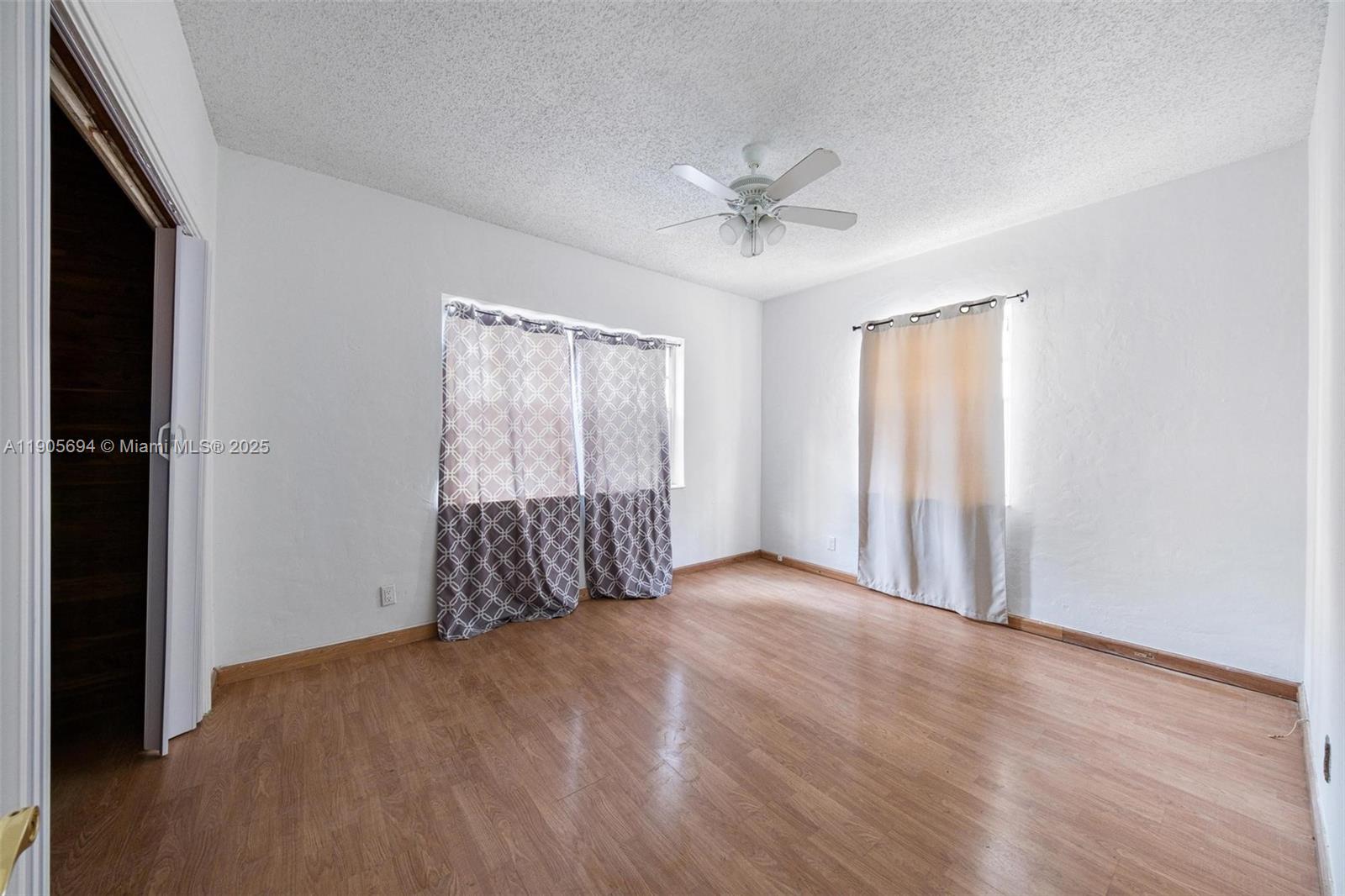 7712 Byron Ave 2 Property Photo 22