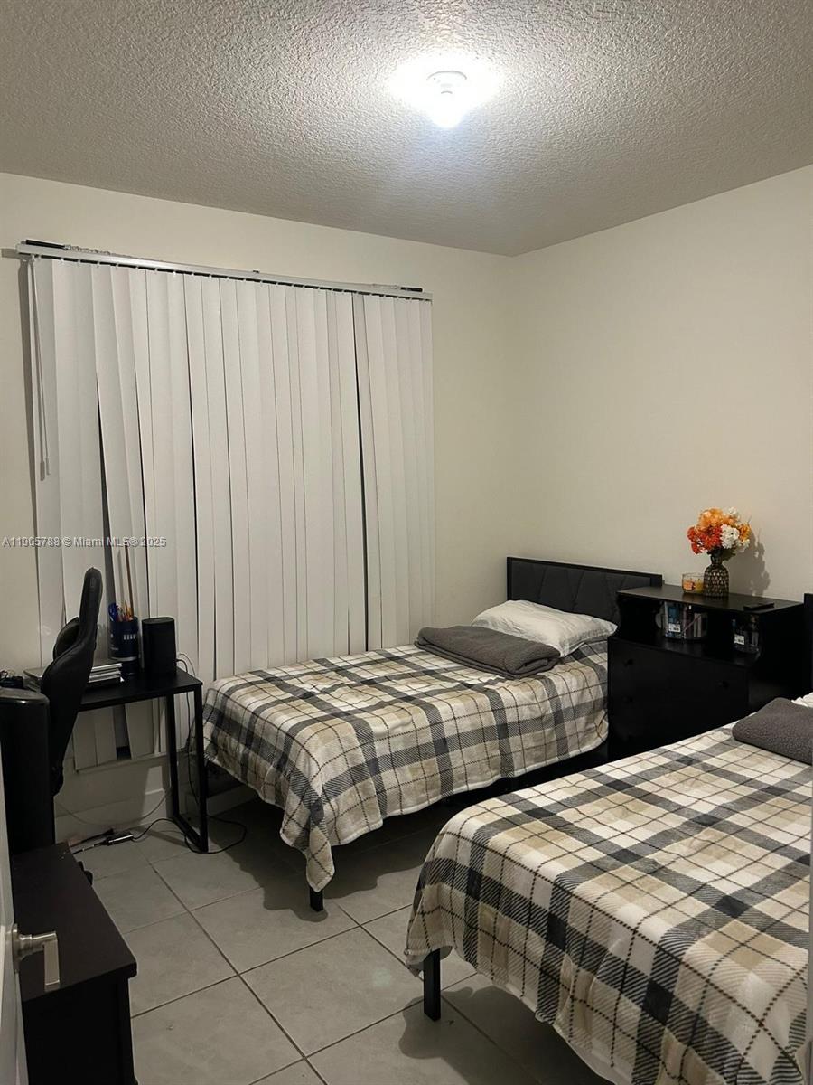 A11905788 Property Photo 3