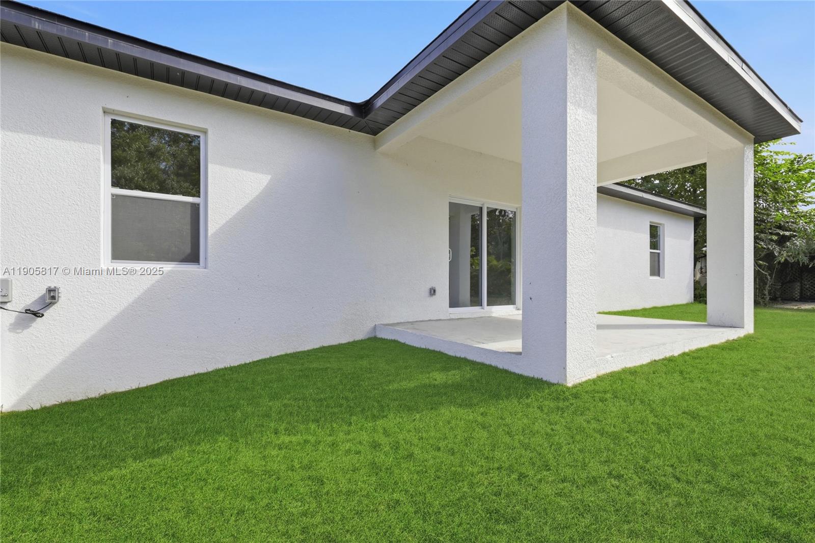 407 Harbor Blvd Property Photo 25