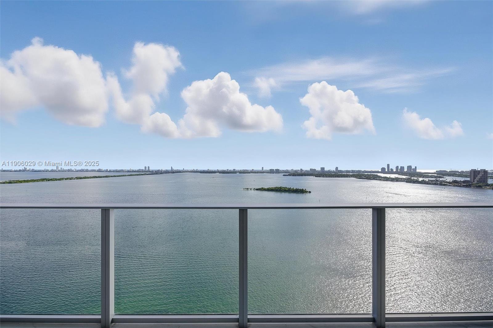 700 Ne 24 St 2406 Property Photo 1