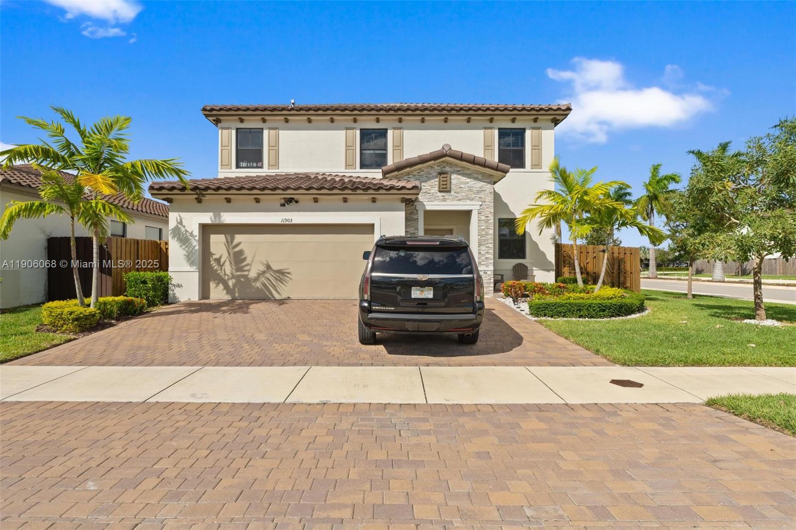 11903 Sw 241st St Property Photo 1