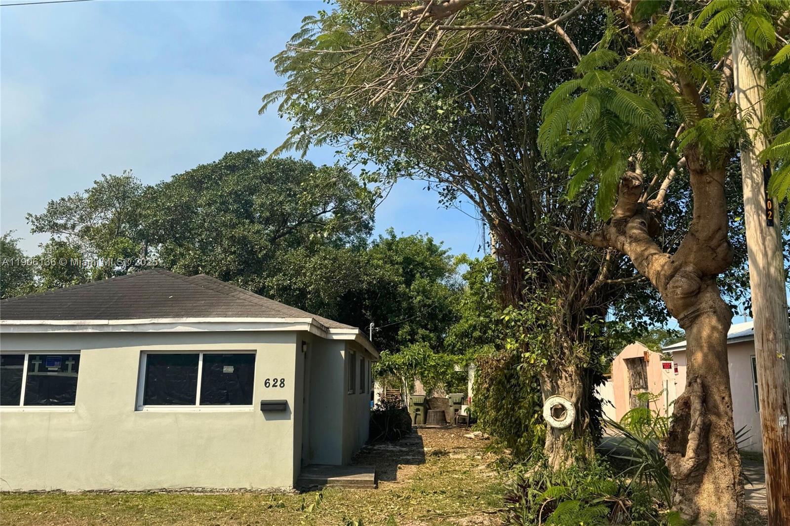 628 Sw 8th Ave Property Photo 3