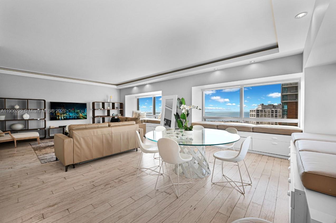 1435 Brickell Ave 3401 Property Photo 1