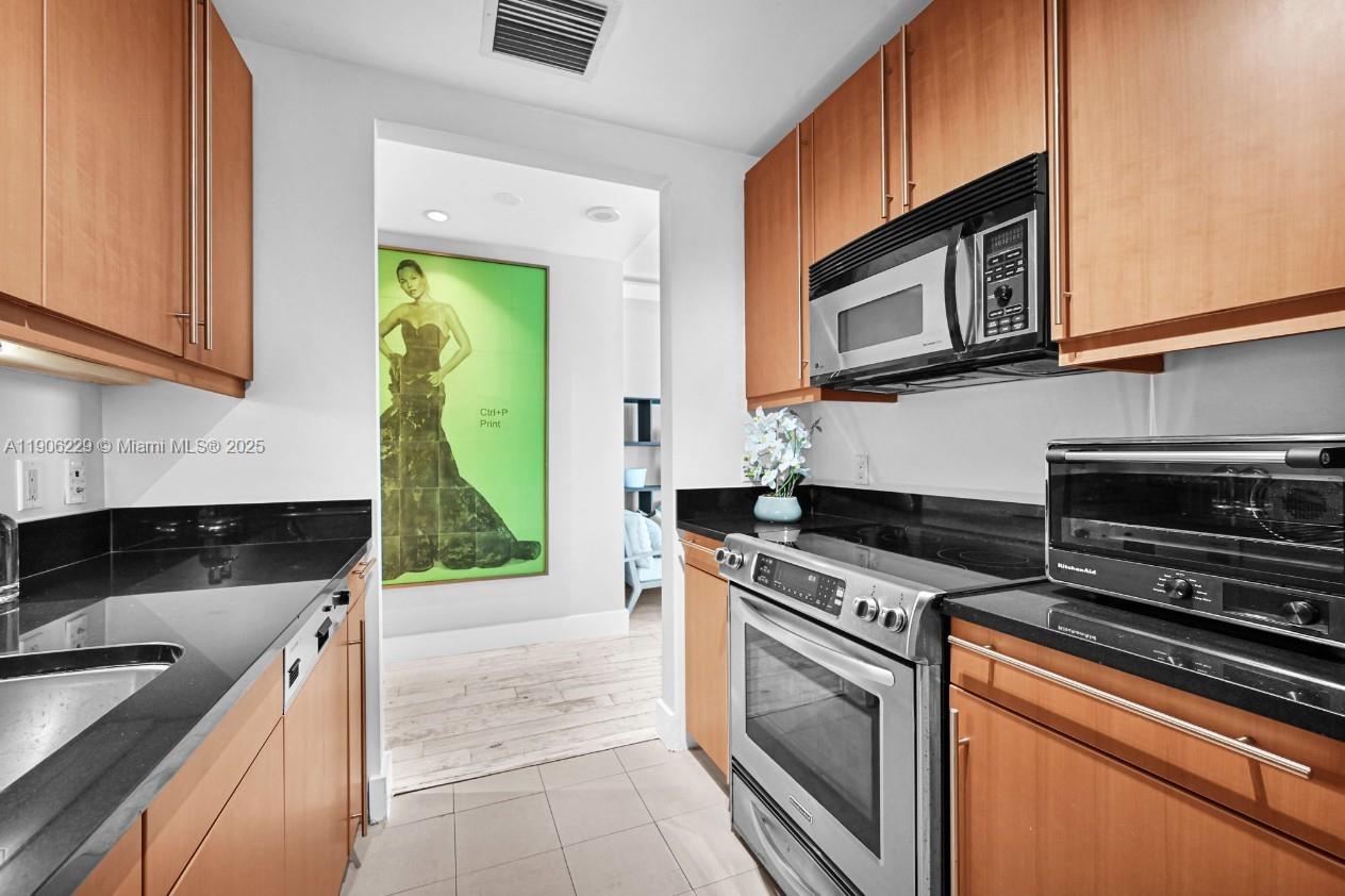 1435 Brickell Ave 3401 Property Photo 26