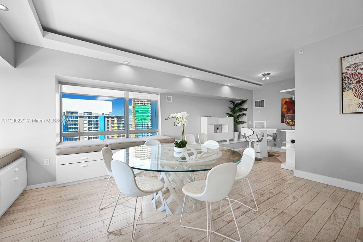1435 Brickell Ave 3401 Property Photo 35