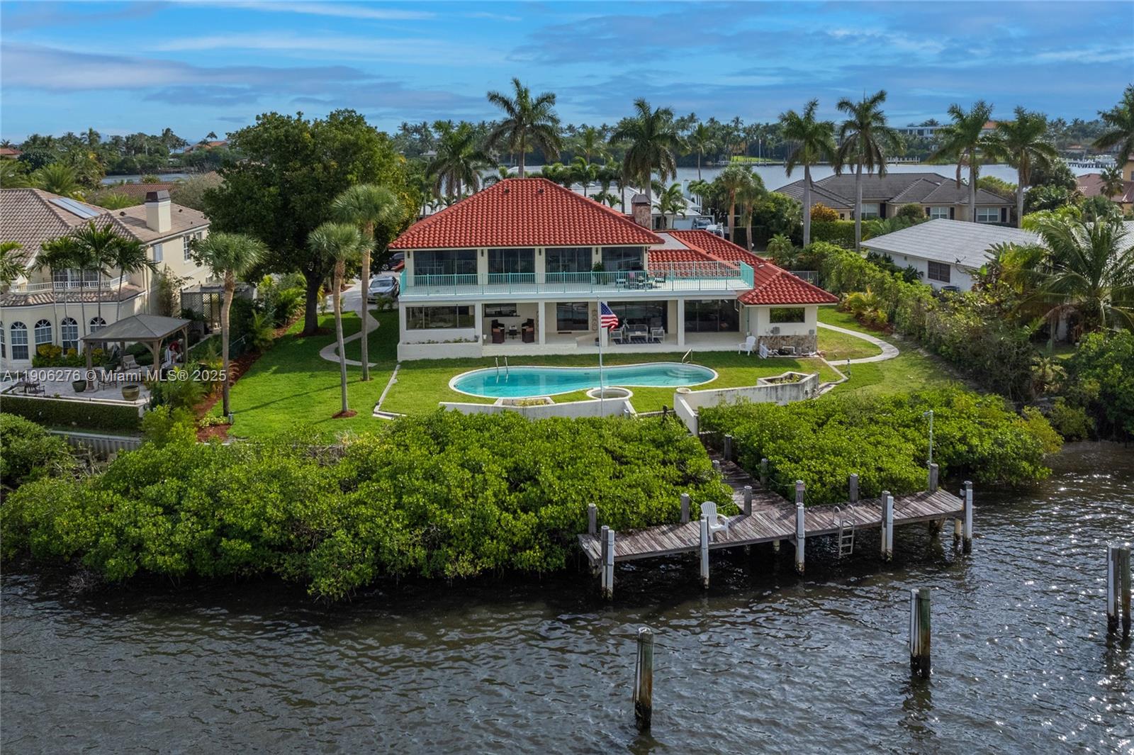 1635 Lands End Rd Property Photo 13
