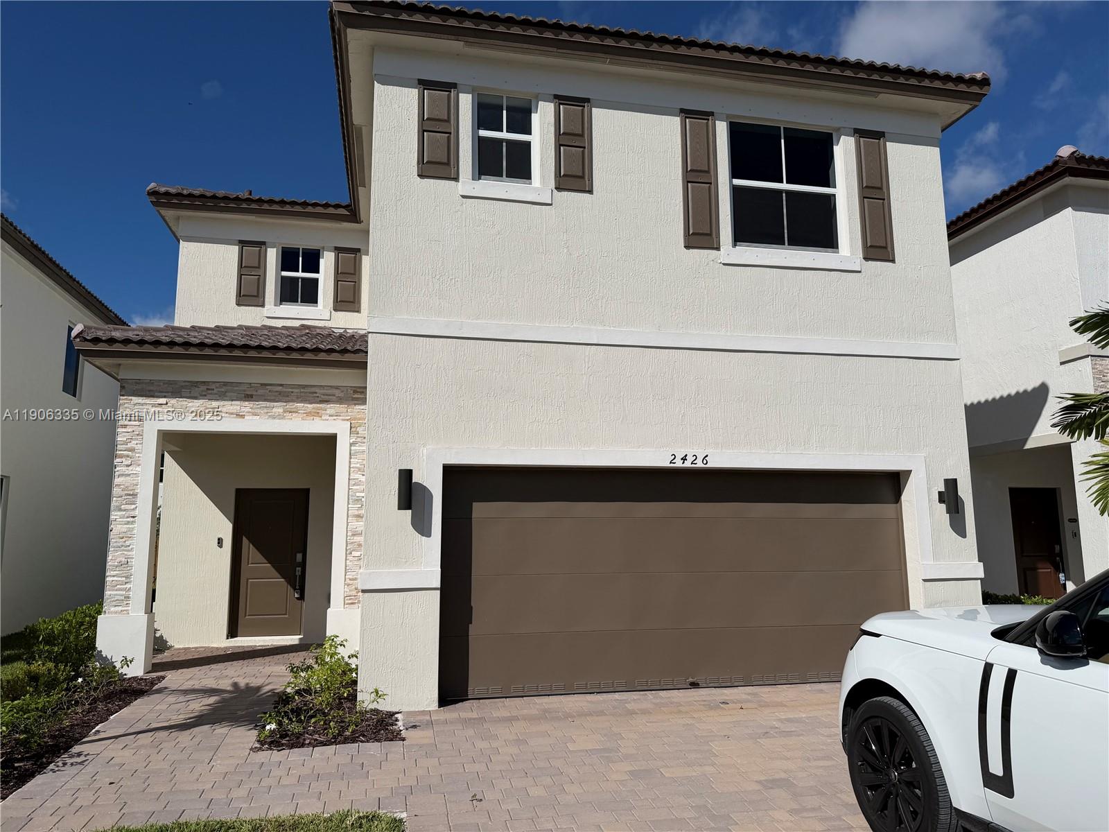 2426 Se 26 Ln 2426 Property Photo 1