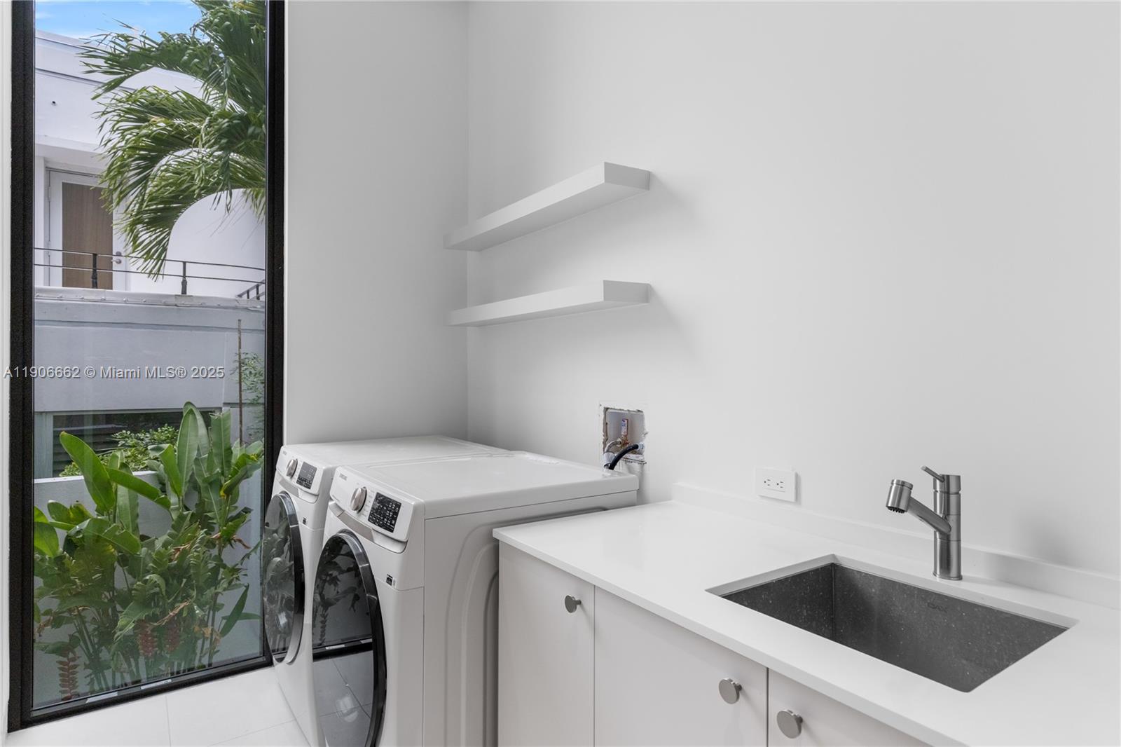4504 Sheridan Ave Property Photo 18