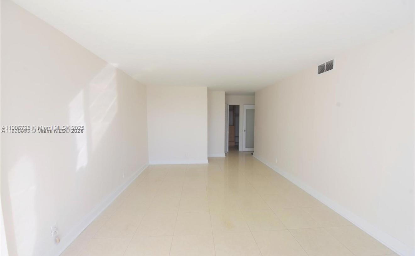 200 Leslie Dr 1124 Property Photo 10