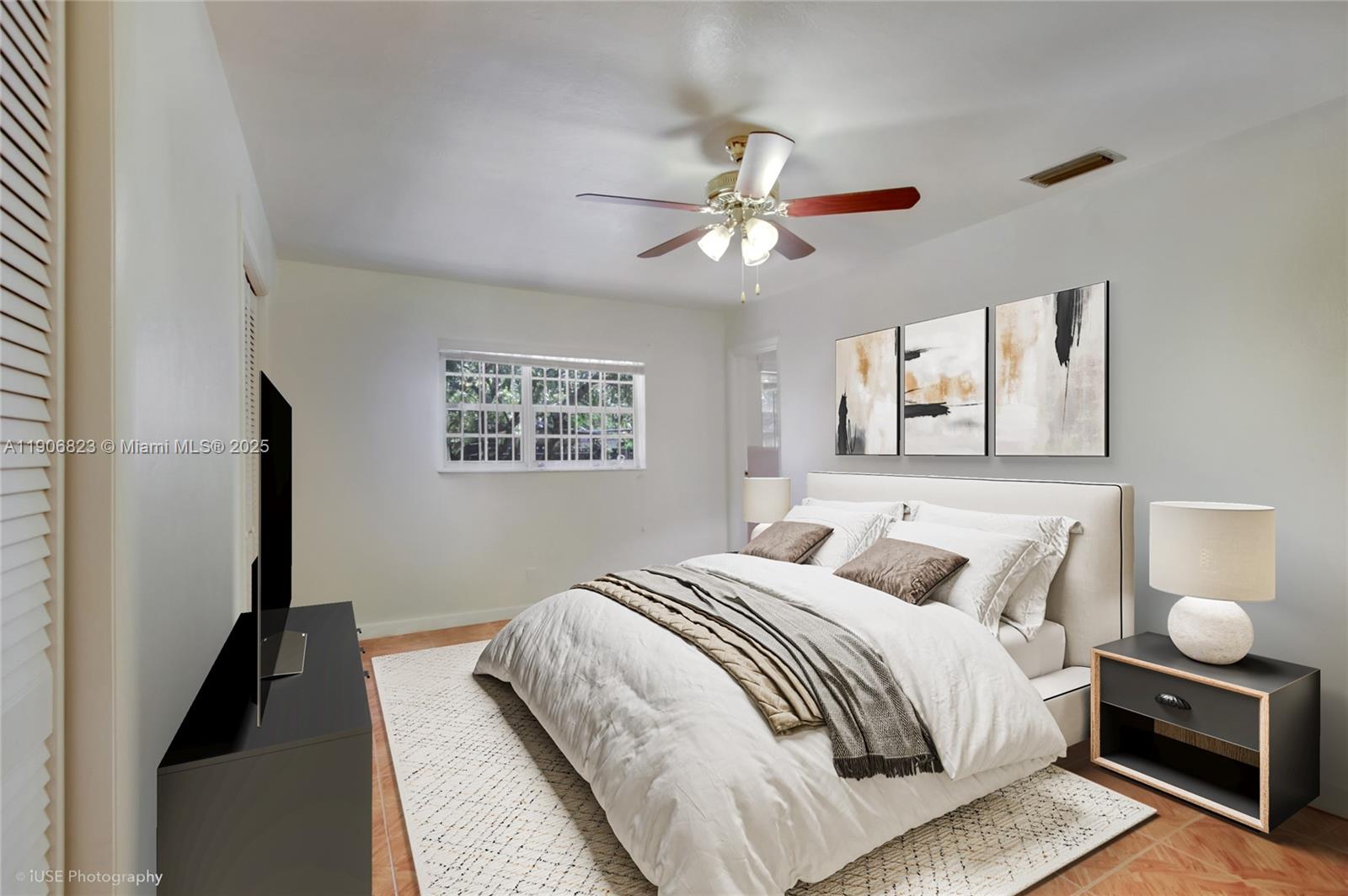 6013 Rose Ter Property Photo 4
