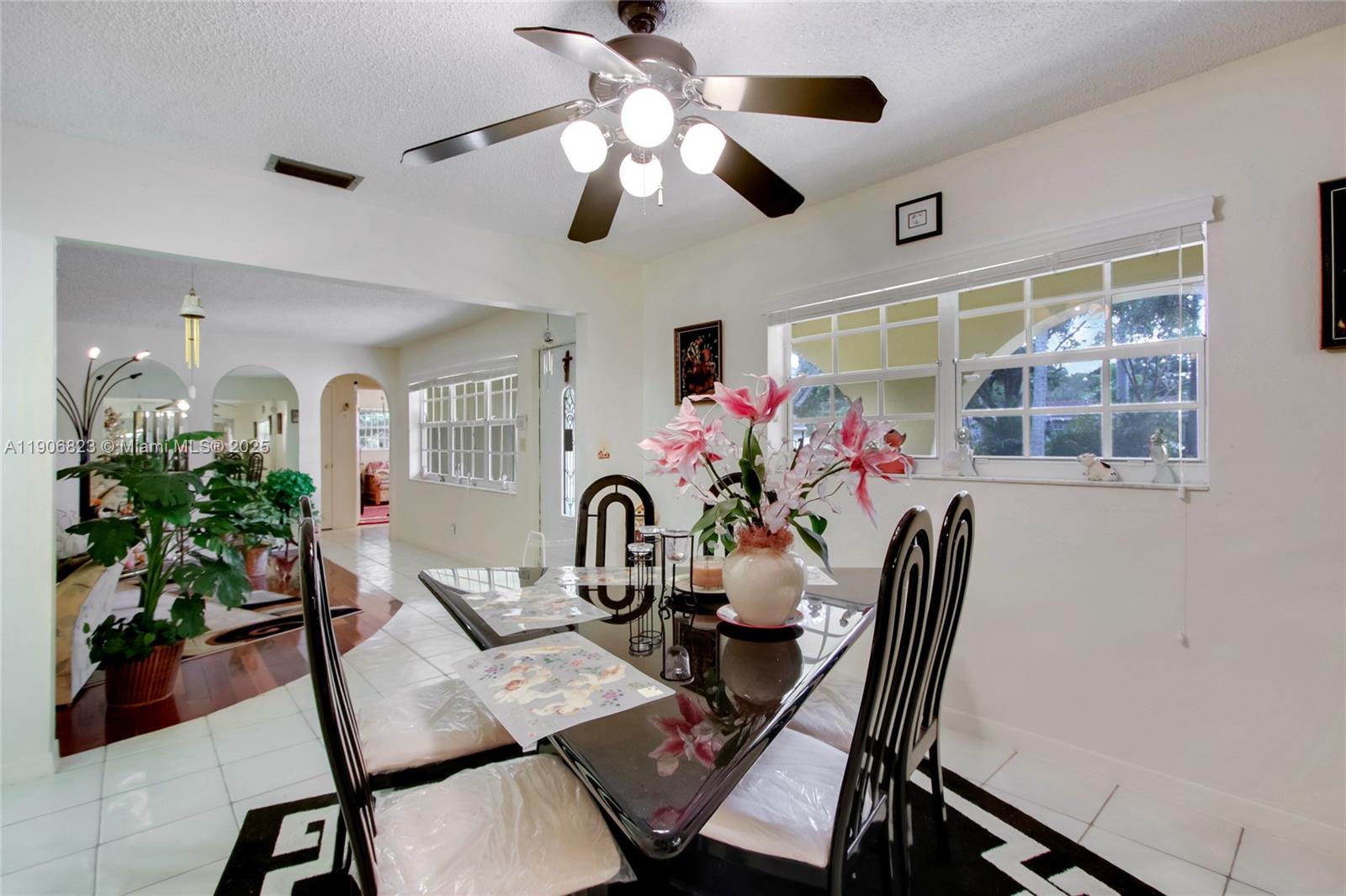 6013 Rose Ter Property Photo 7