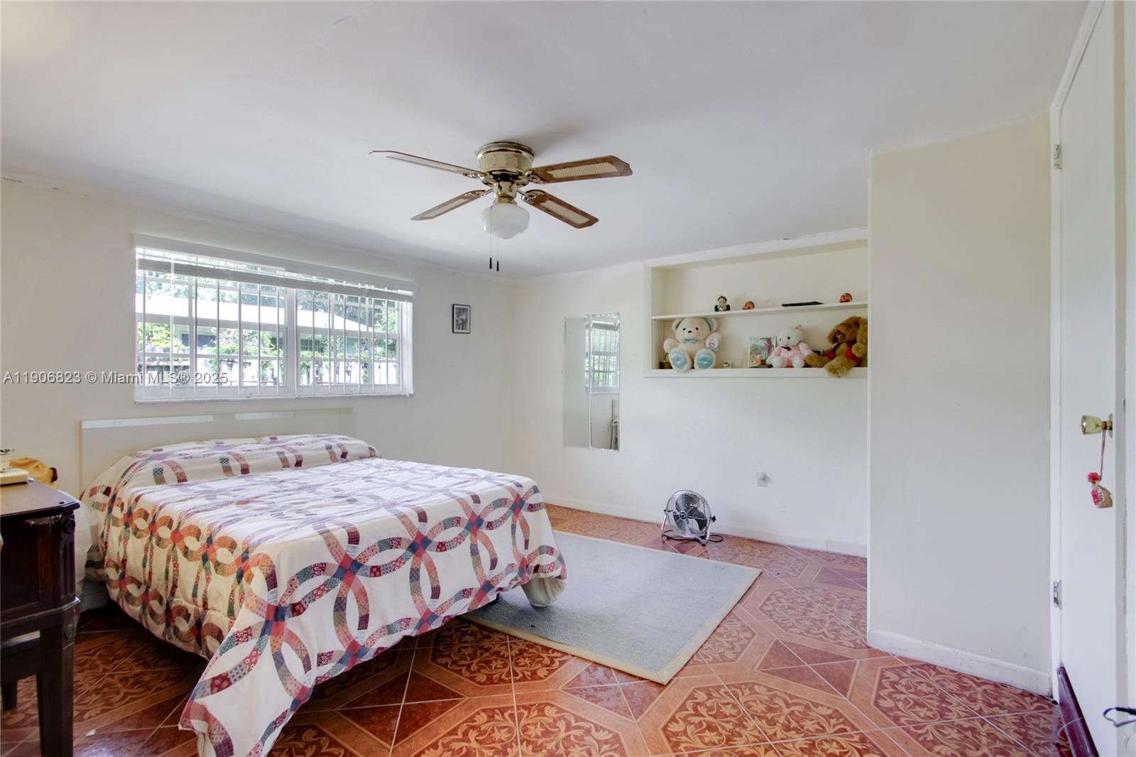 6013 Rose Ter Property Photo 17